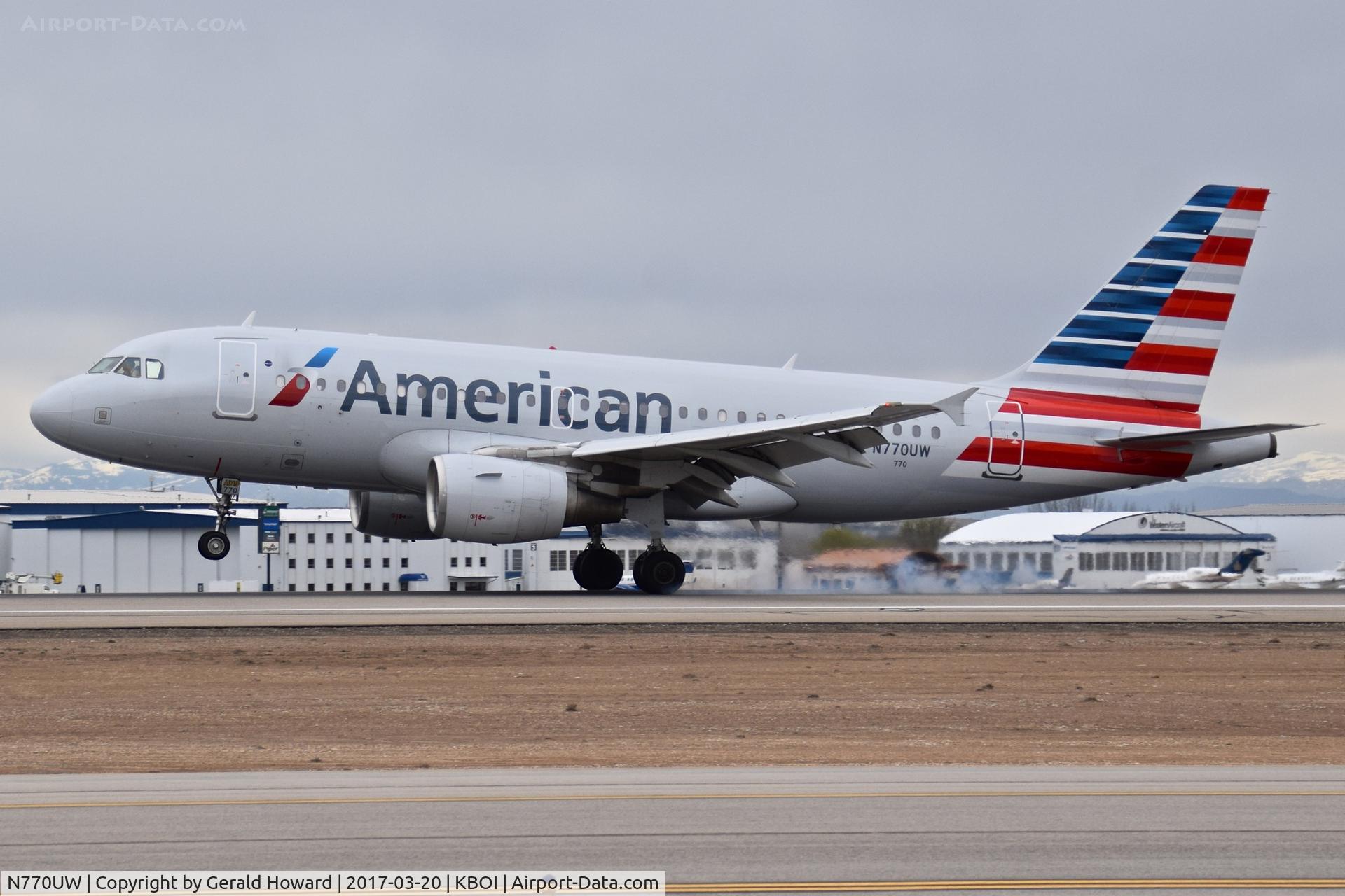 N770UW, 2000 Airbus A319-112 C/N 1393, Touch down on RWY 10L.