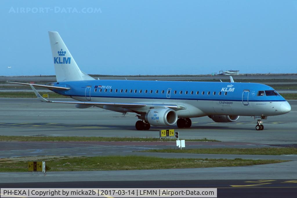 PH-EXA, 2013 Embraer 190LR (ERJ-190-100LR) C/N 19000655, Taxiing
