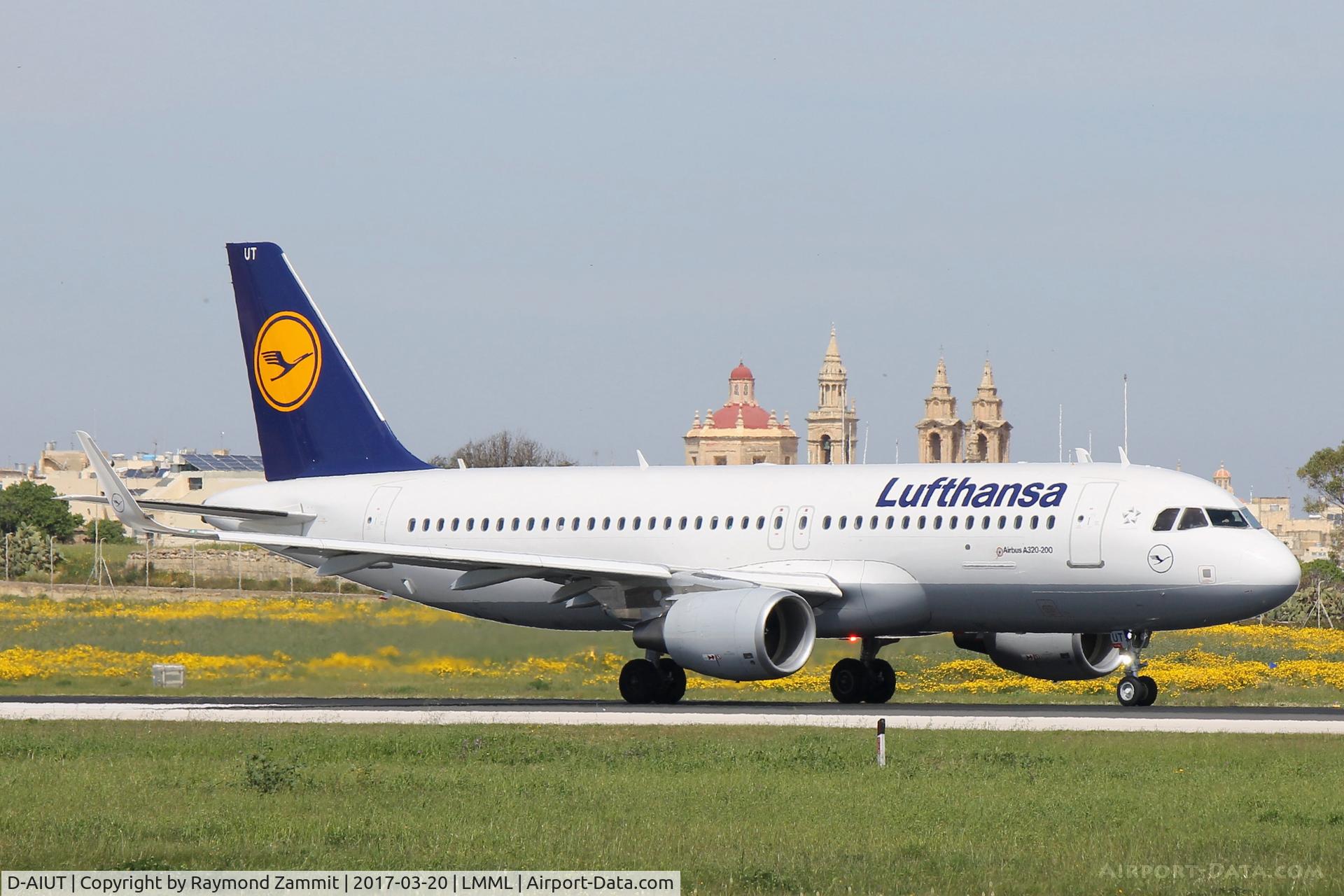 D-AIUT, 2016 Airbus A320-214 C/N 7115, A320 D-AIUT Lufthansa