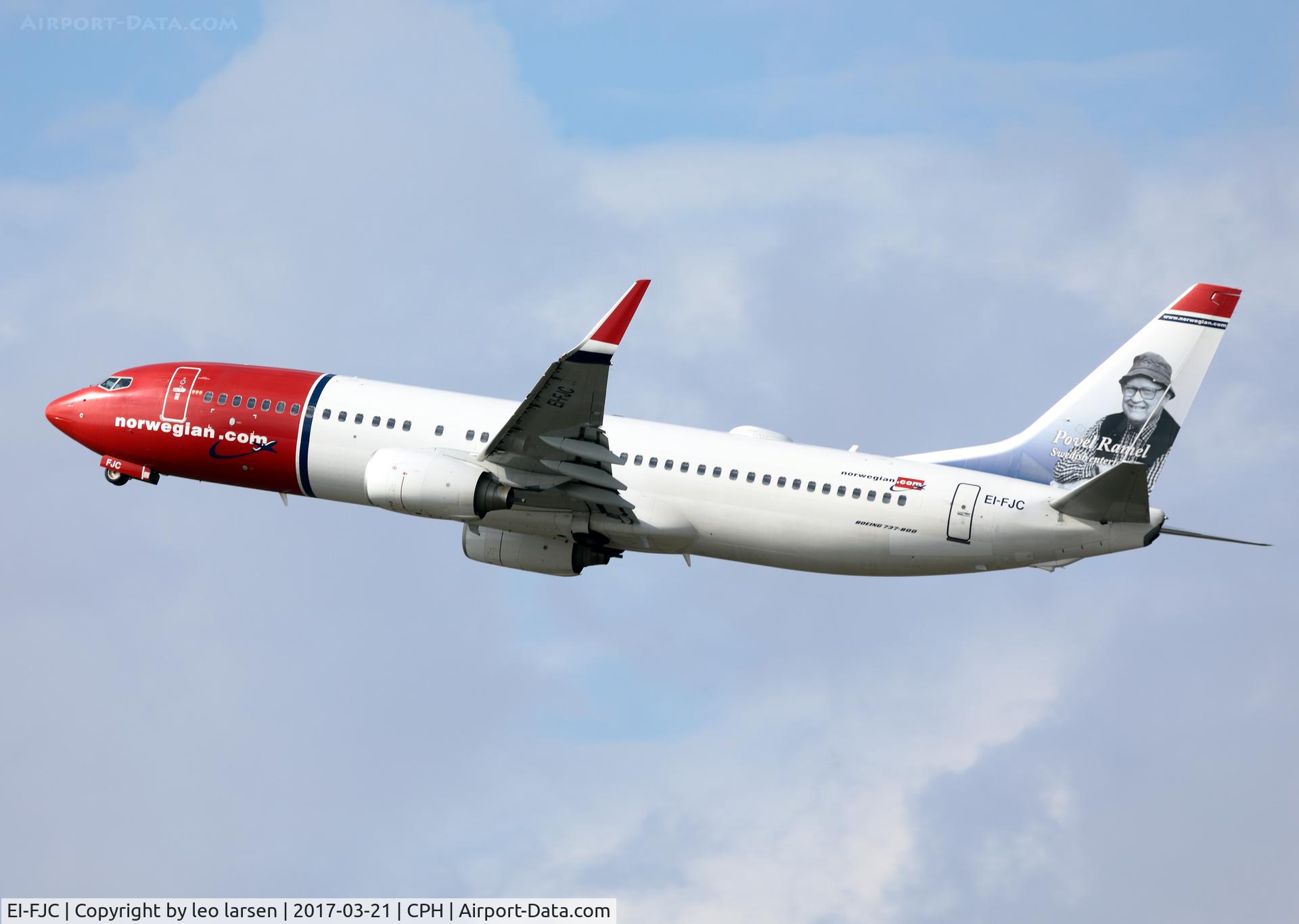 EI-FJC, 2011 Boeing 737-81D C/N 39412, Copenhagen 21.3.2017
