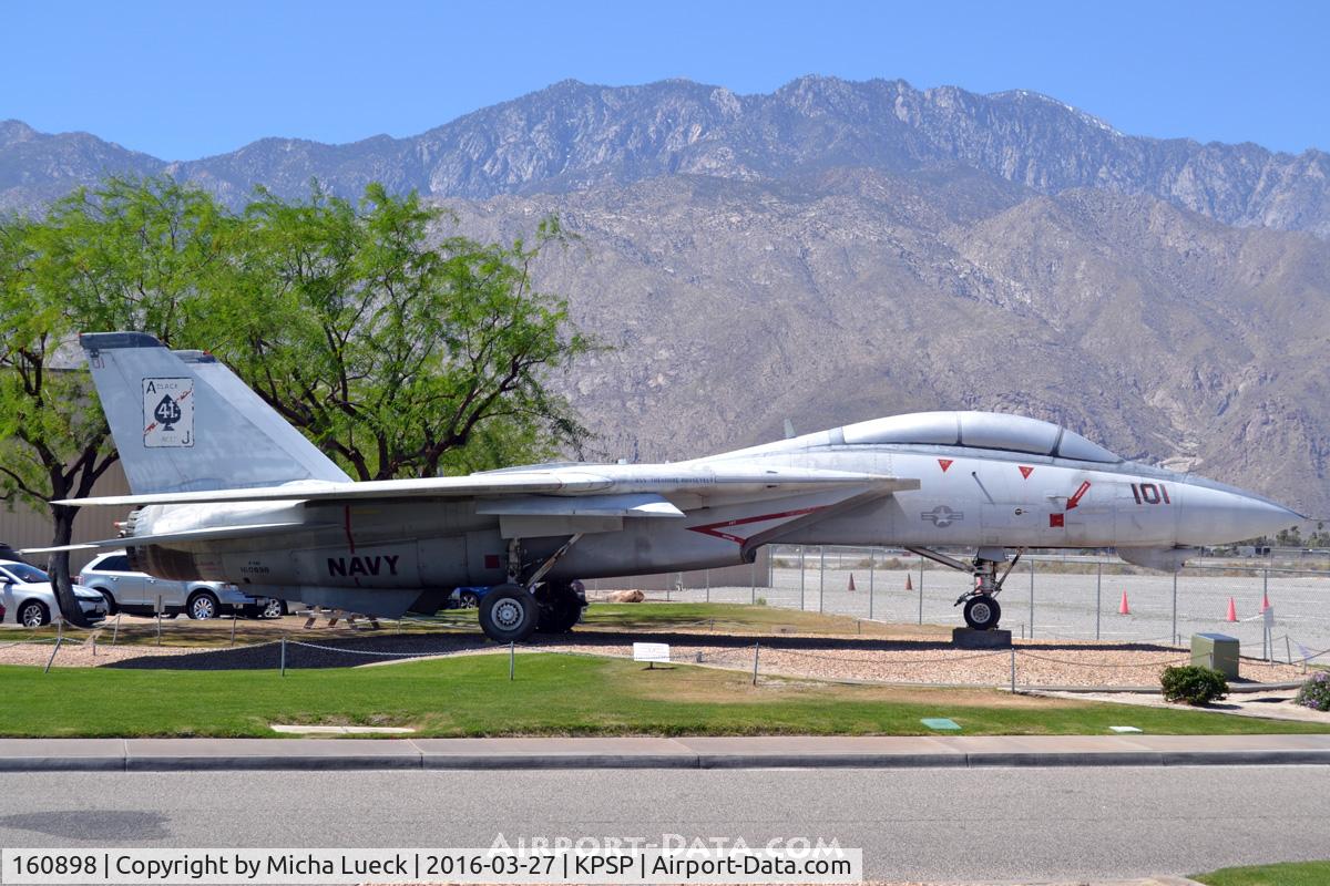 160898, Grumman F-14A Tomcat C/N 327, At the Palm Springs Air Museum