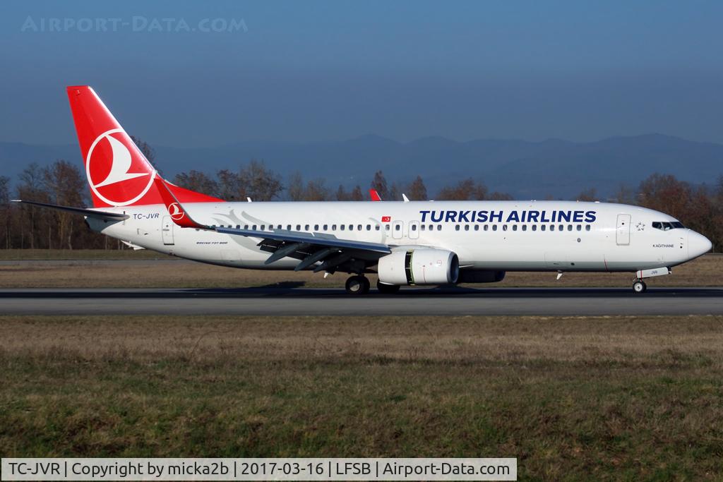 TC-JVR, 2016 Boeing 737-8F2 C/N 60030, Landing