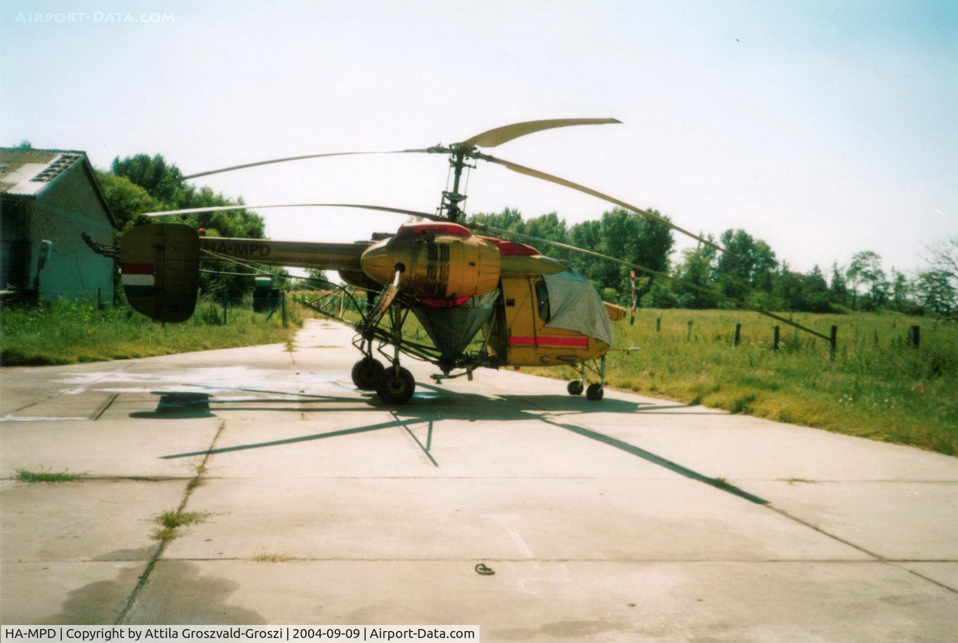 HA-MPD, 1977 Kamov Ka-26 Hoodlum C/N 7706111, Cegléd-Huszárdülö agricultural take-off field