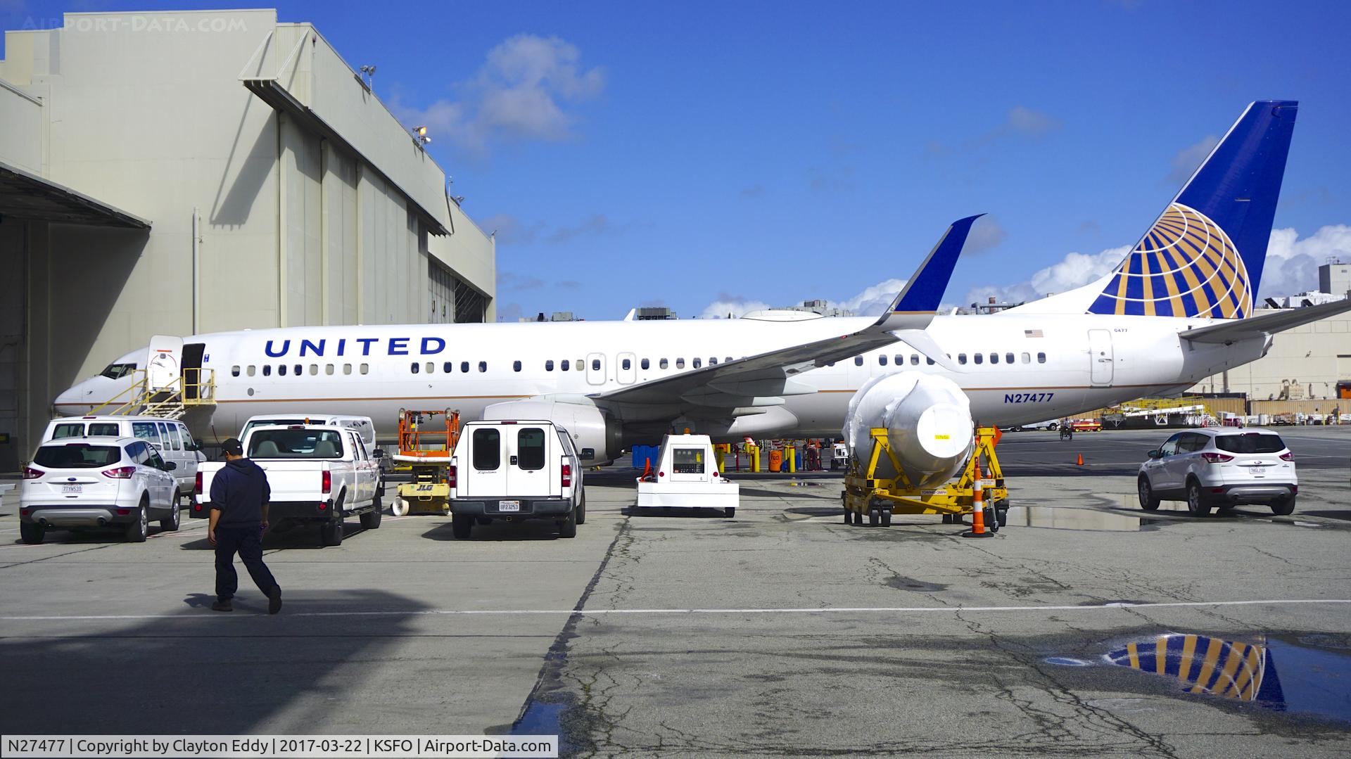 N27477, 2013 Boeing 737-924/ER C/N 31647, SFO 2017