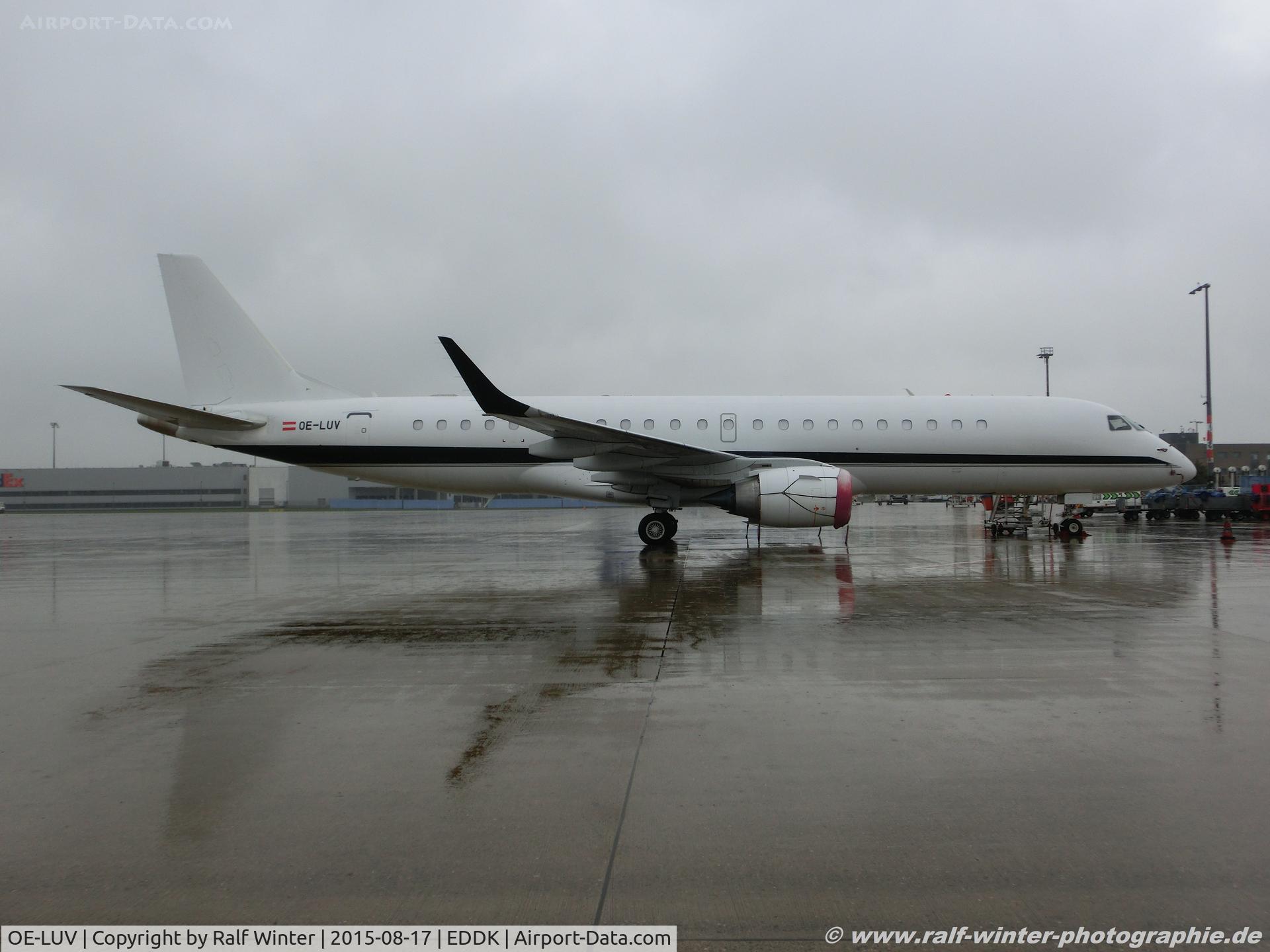 OE-LUV, 2013 Embraer ERJ-190-100ECJ Lineage 1000 C/N 19000571, Emvbraer ERJ-190ECJ Lineage 1000 - IJM International Jet Management - 19000571 - OE-LUV - 17.08.2015 - CGN