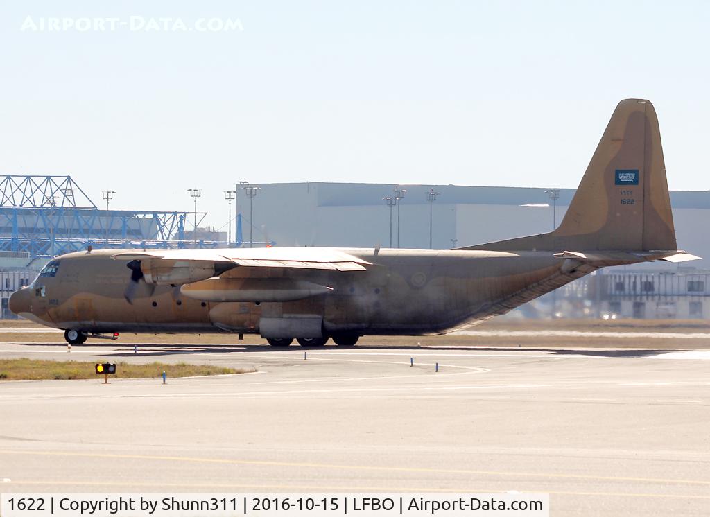 1622, 1990 Lockheed C-130H Hercules C/N 382-5212, Ready for departure rwy 14L