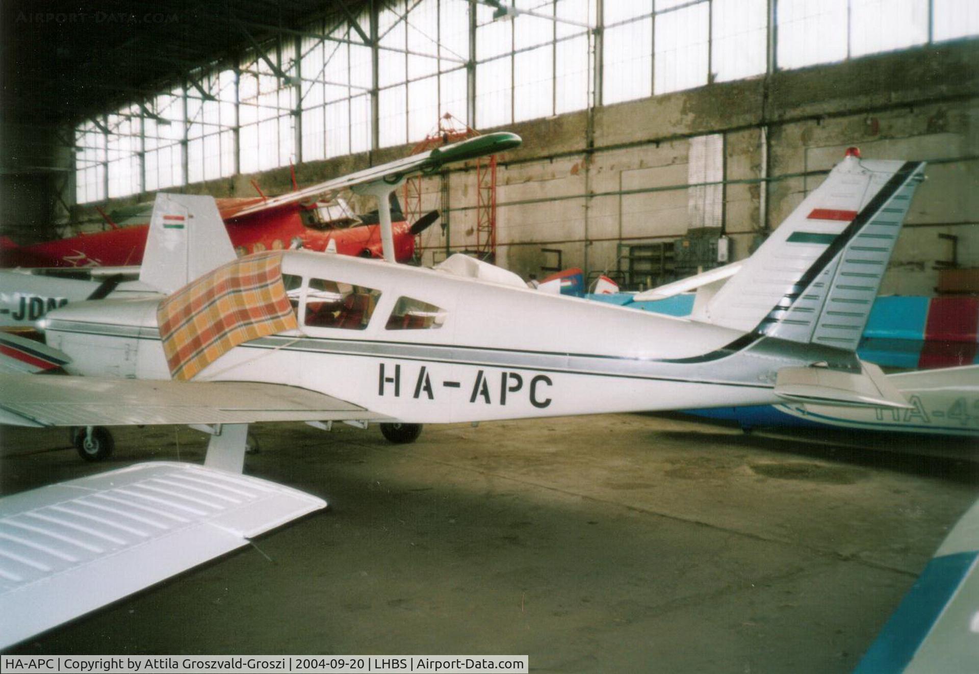 HA-APC, 1971 Piper PA-28R-200 Cherokee Arrow B C/N 28R-7135009, Budaörs Airport, Hungary