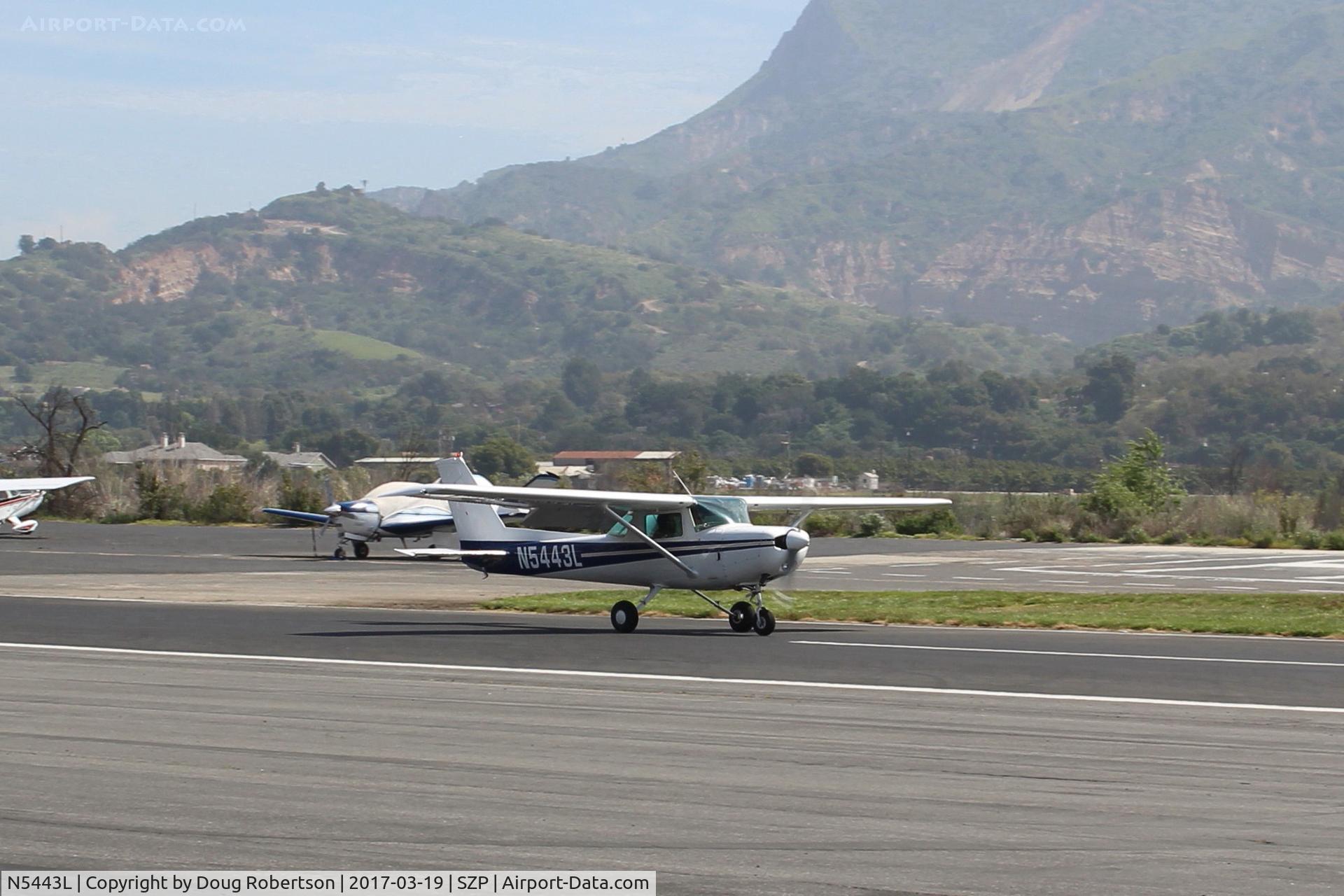 N5443L, 1980 Cessna 152 C/N 15284315, 1980 Cessna 152, Lycoming O-235 115 Hp, landing roll Rwy 22