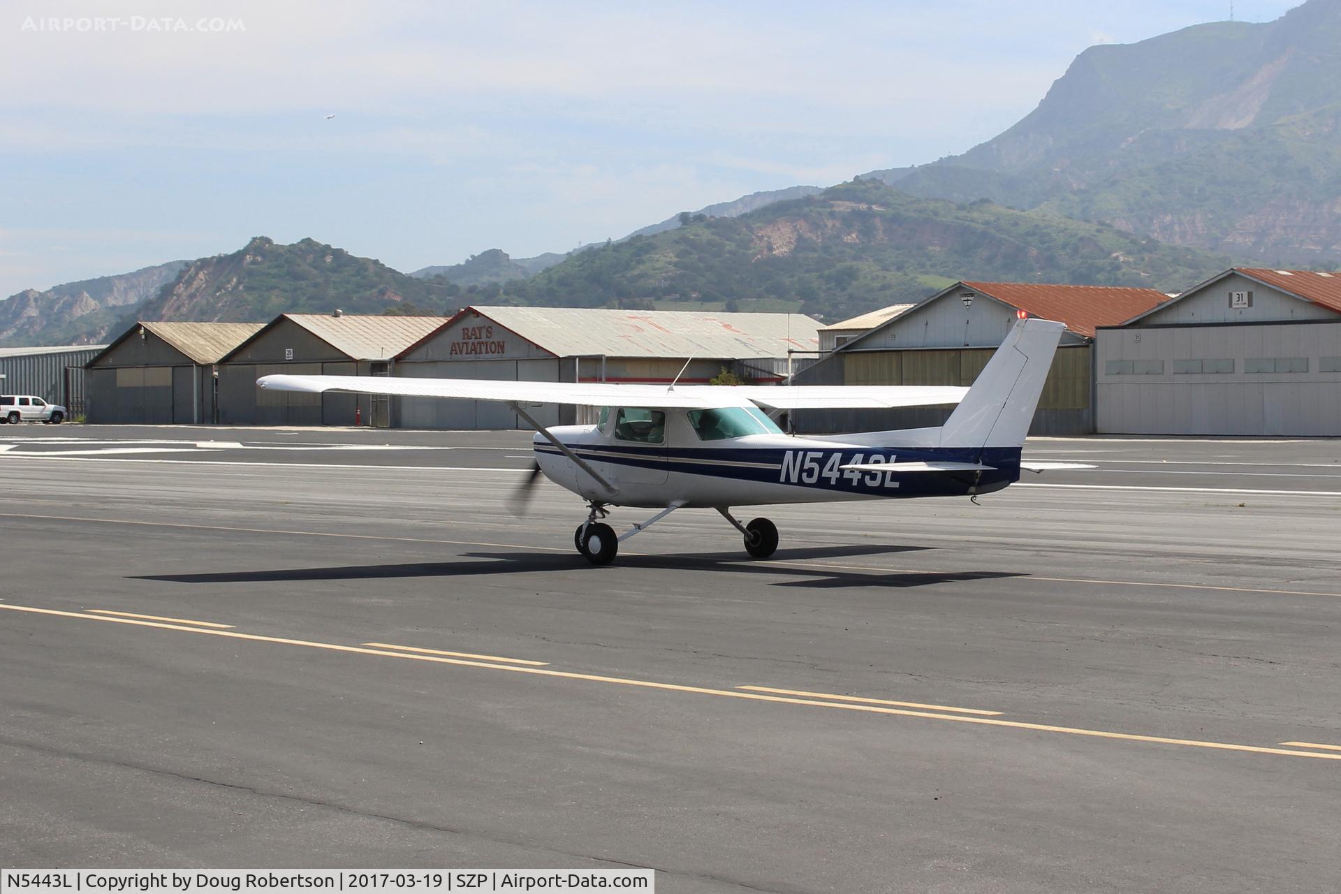 N5443L, 1980 Cessna 152 C/N 15284315, 1980 Cessna 152, Lycoming O-235 115 Hp, taxi to Rwy 22