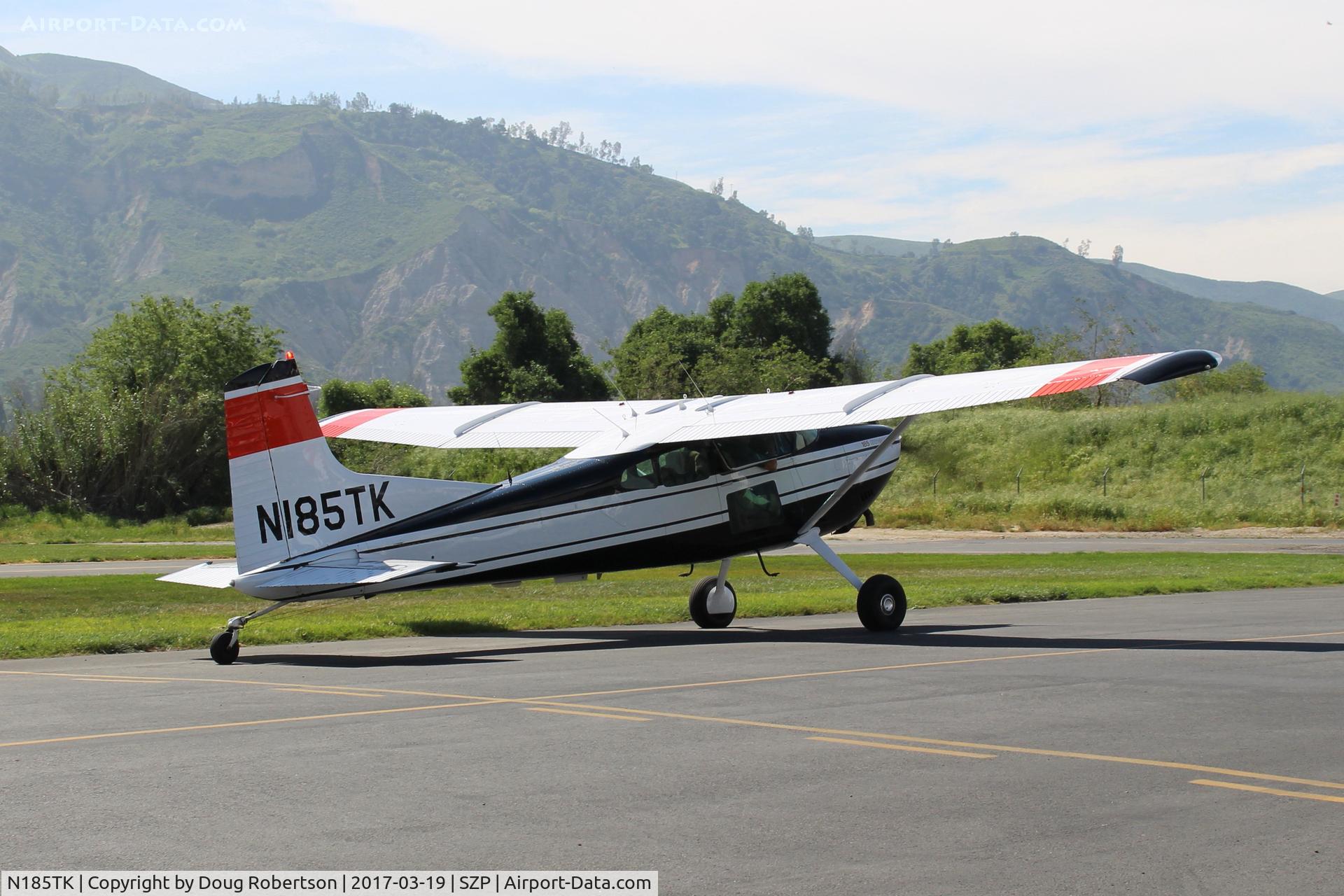 N185TK, 1981 Cessna A185F Skywagon 185 C/N 18504366, 1981 Cessna A185F SKYWAGON II, Continental IO-520-D 300 Hp, taxi to hangar