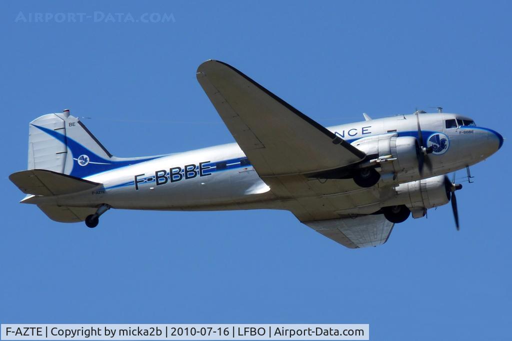 F-AZTE, 1943 Douglas C-47A-1-DL  Skytrain C/N 9172, Take off