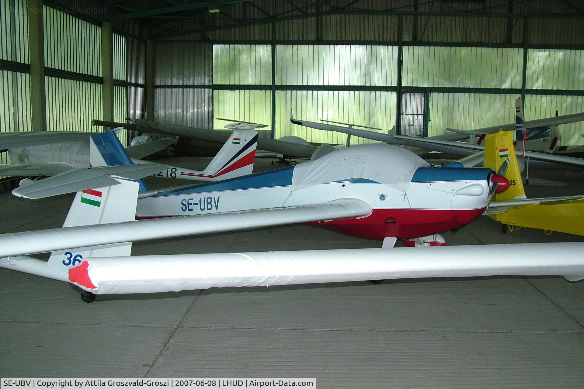 SE-UBV, 1982 Scheibe SF-25C Falke C/N 44325, Szeged Airport, Hungary