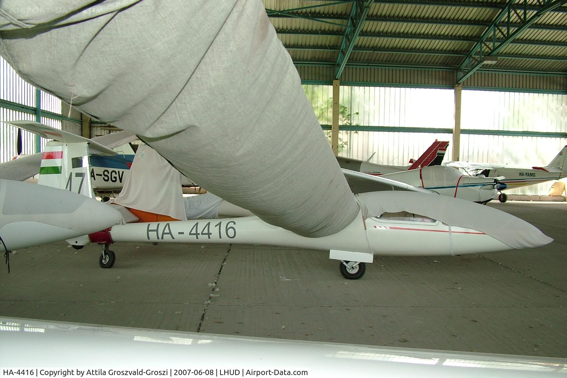 HA-4416, 1980 PZL-Bielsko SZD-48-1 Jantar Standard 2 C/N B-1096, Szeged Airport, Hungary