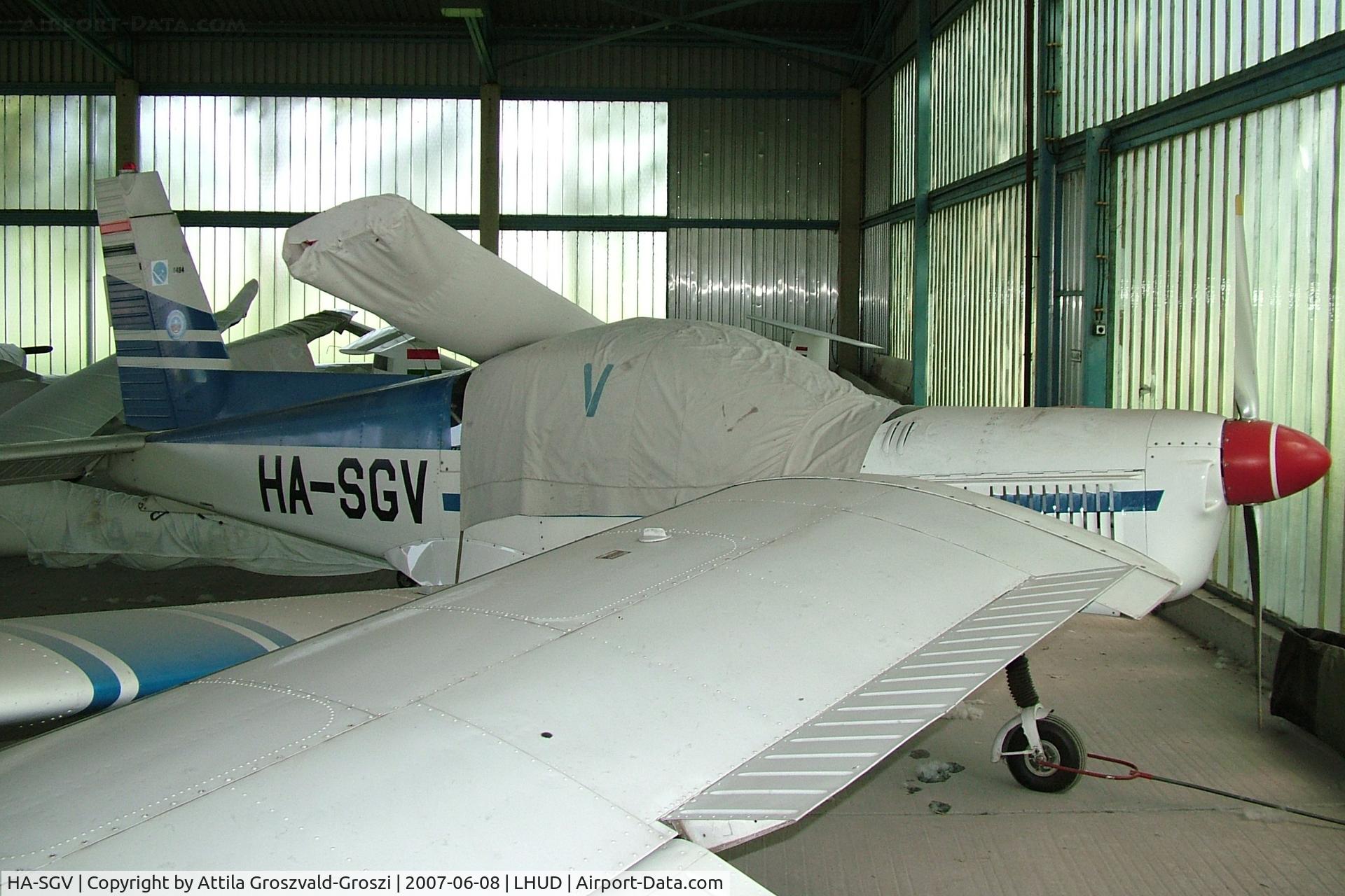 HA-SGV, 1989 Zlin Z-142 C/N 0484, Szeged Airport, Hungary