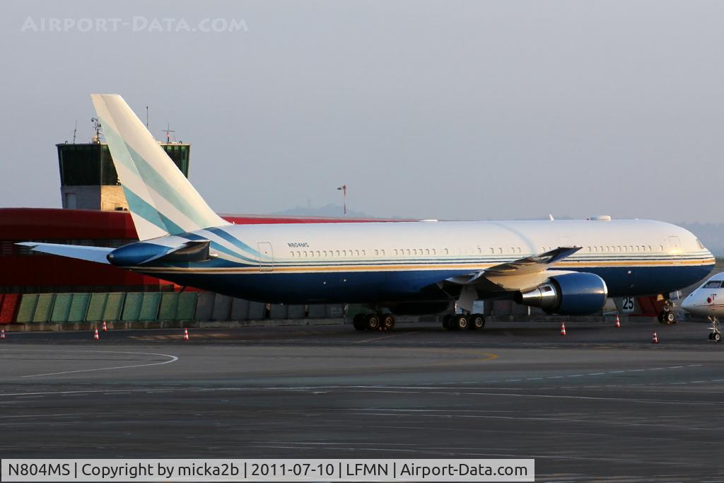 N804MS, 1993 Boeing 767-3P6 C/N 27255, Parked