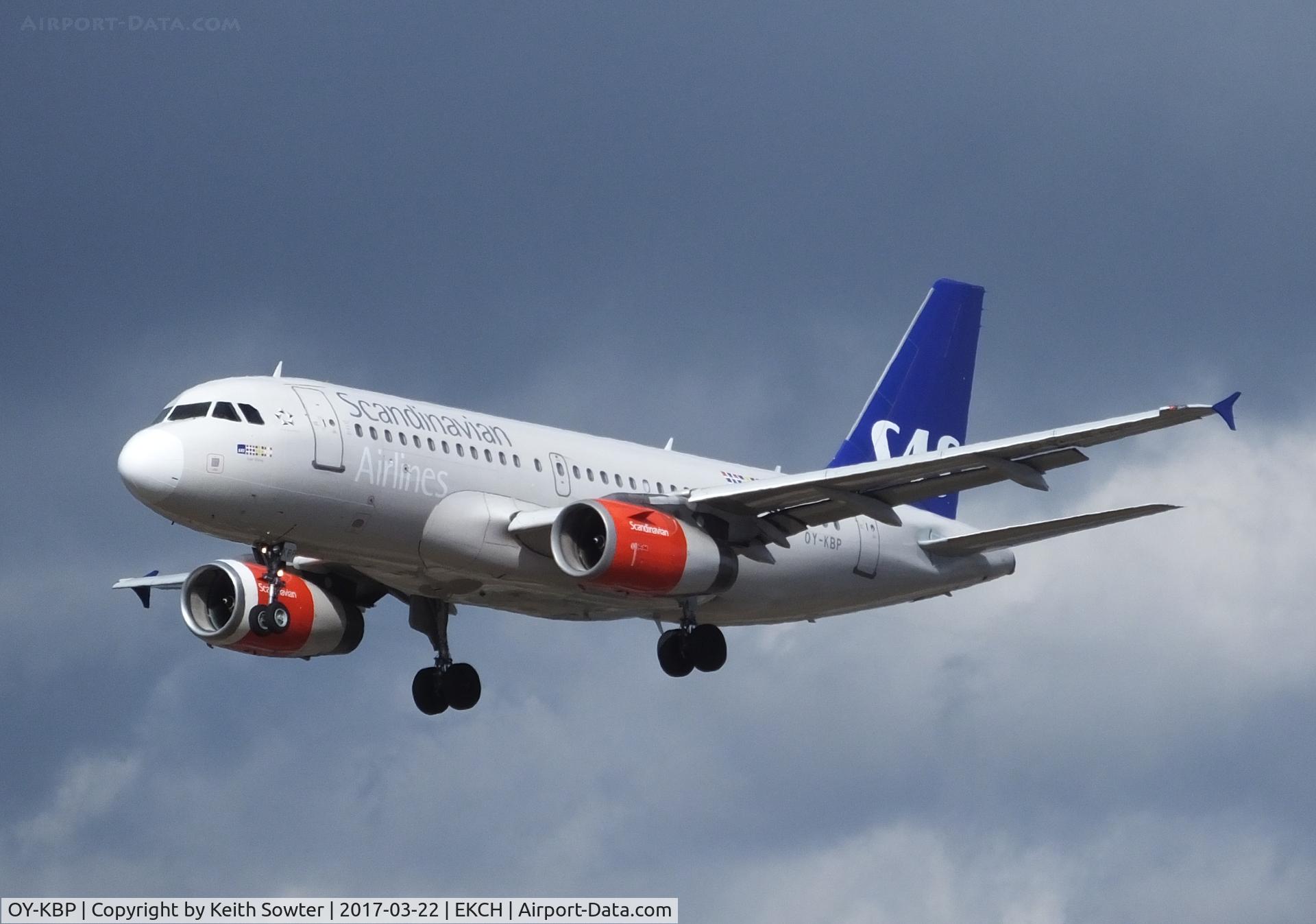 OY-KBP, 2006 Airbus A319-132 C/N 2888, Short finals too Land