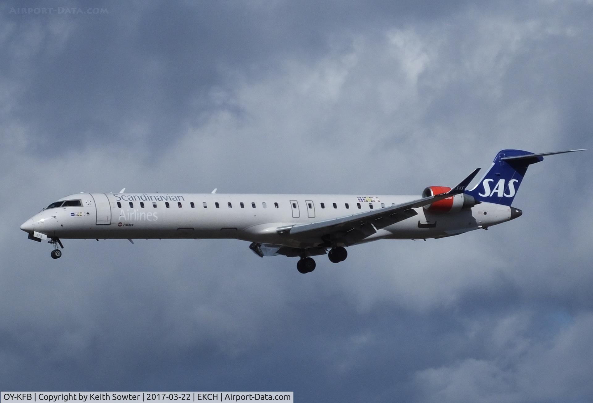 OY-KFB, 2008 Bombardier CRJ-900 (CL-600-2D24) C/N 15211, Short finals too Land