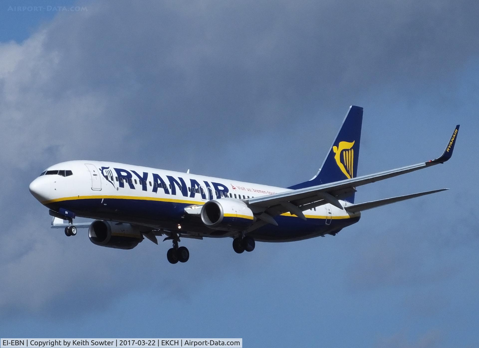 EI-EBN, 2009 Boeing 737-8AS C/N 35003, Short finals too Land