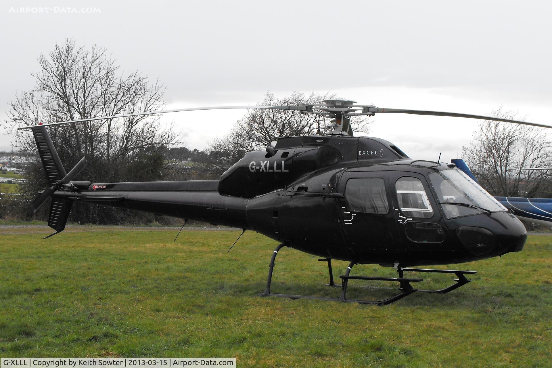 G-XLLL, 1981 Aerospatiale AS-355F-1 Twin Squirrel C/N 5033, Visiting Cheltenham Racecourse