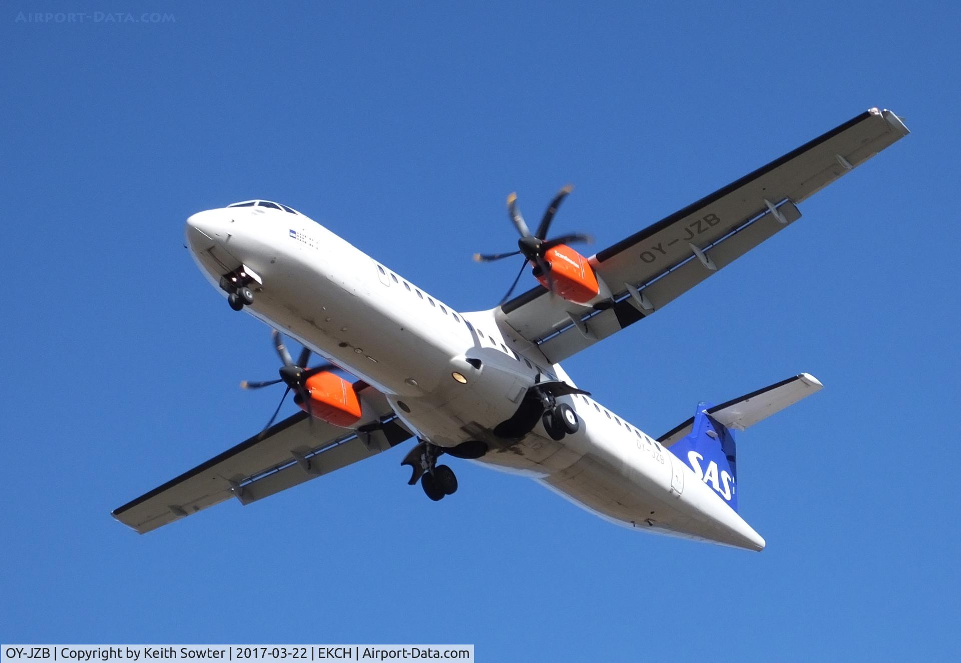 OY-JZB, 2013 ATR 72-600 (72-212A) C/N 1121, Short finals to land