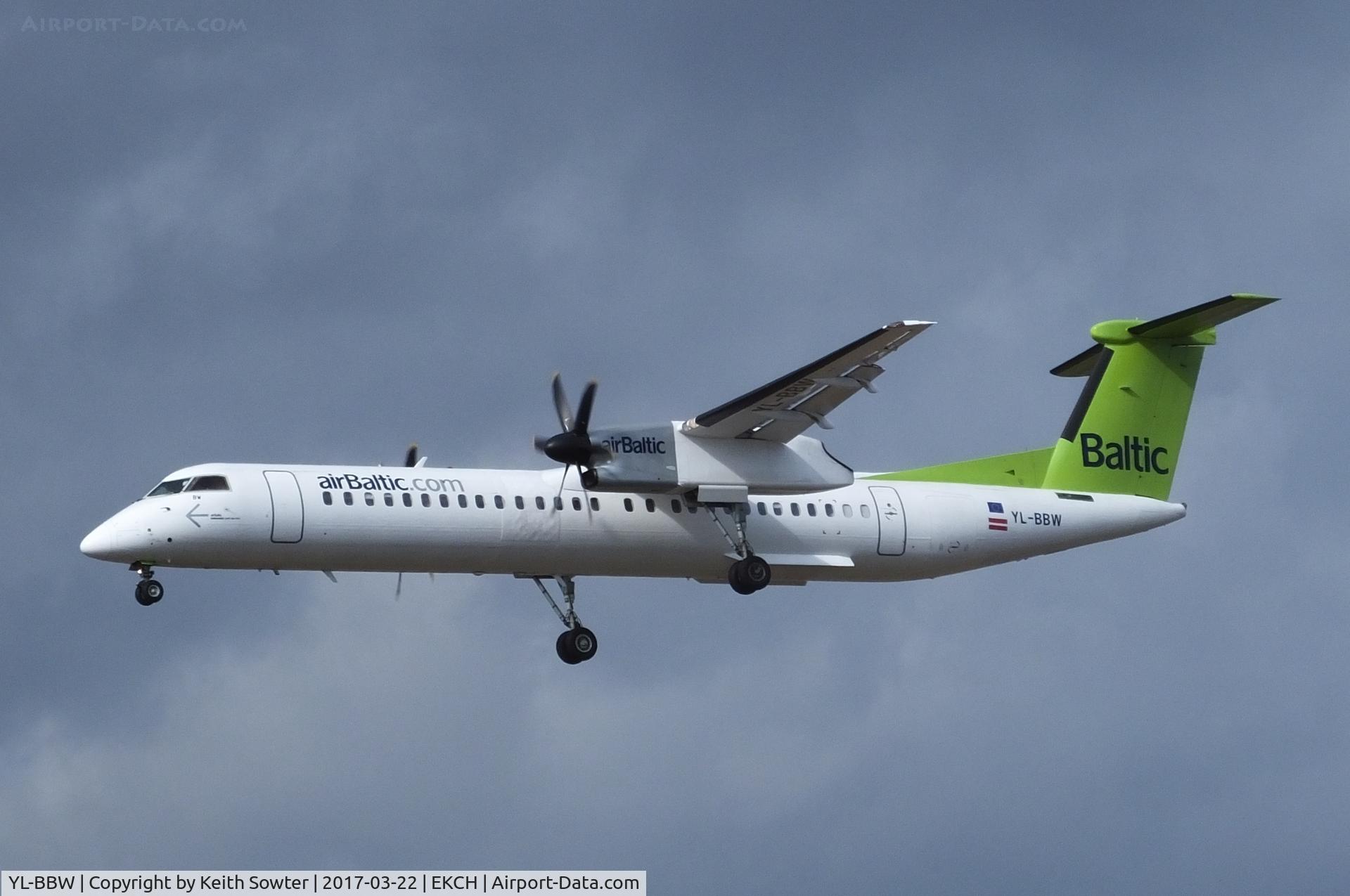 YL-BBW, 2013 De Havilland Canada DHC-8-402Q Dash 8 C/N 4448, Short finals to land
