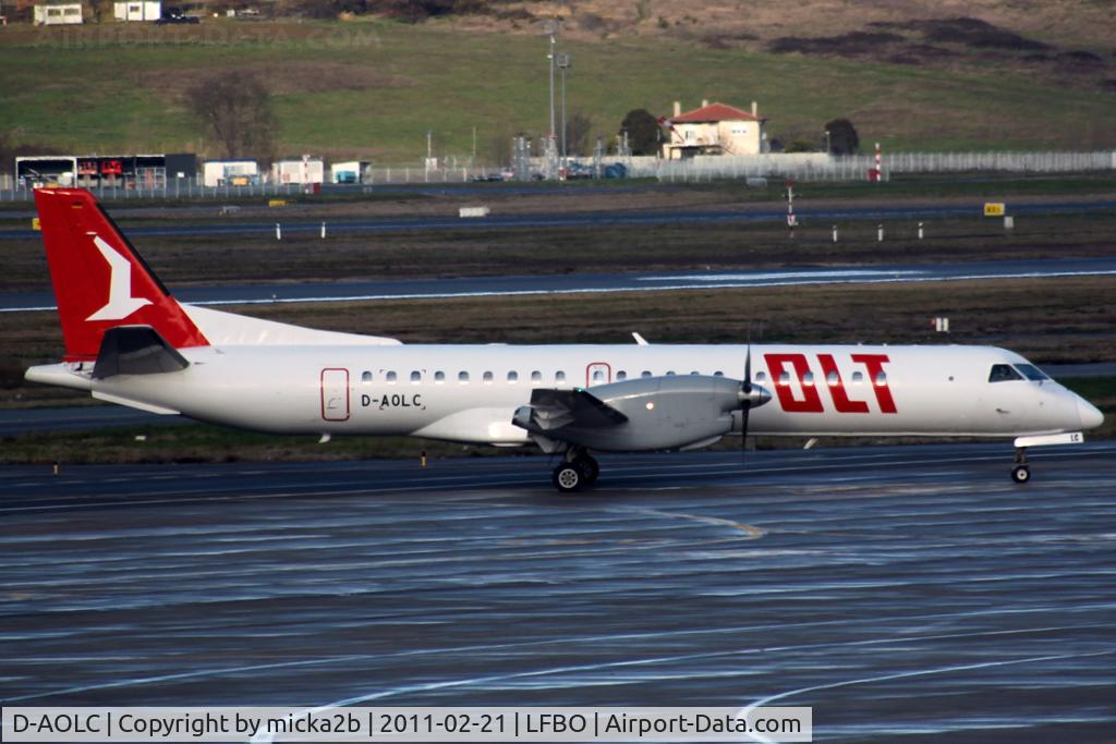 D-AOLC, 1995 Saab 2000 C/N 2000-016, Taxiing