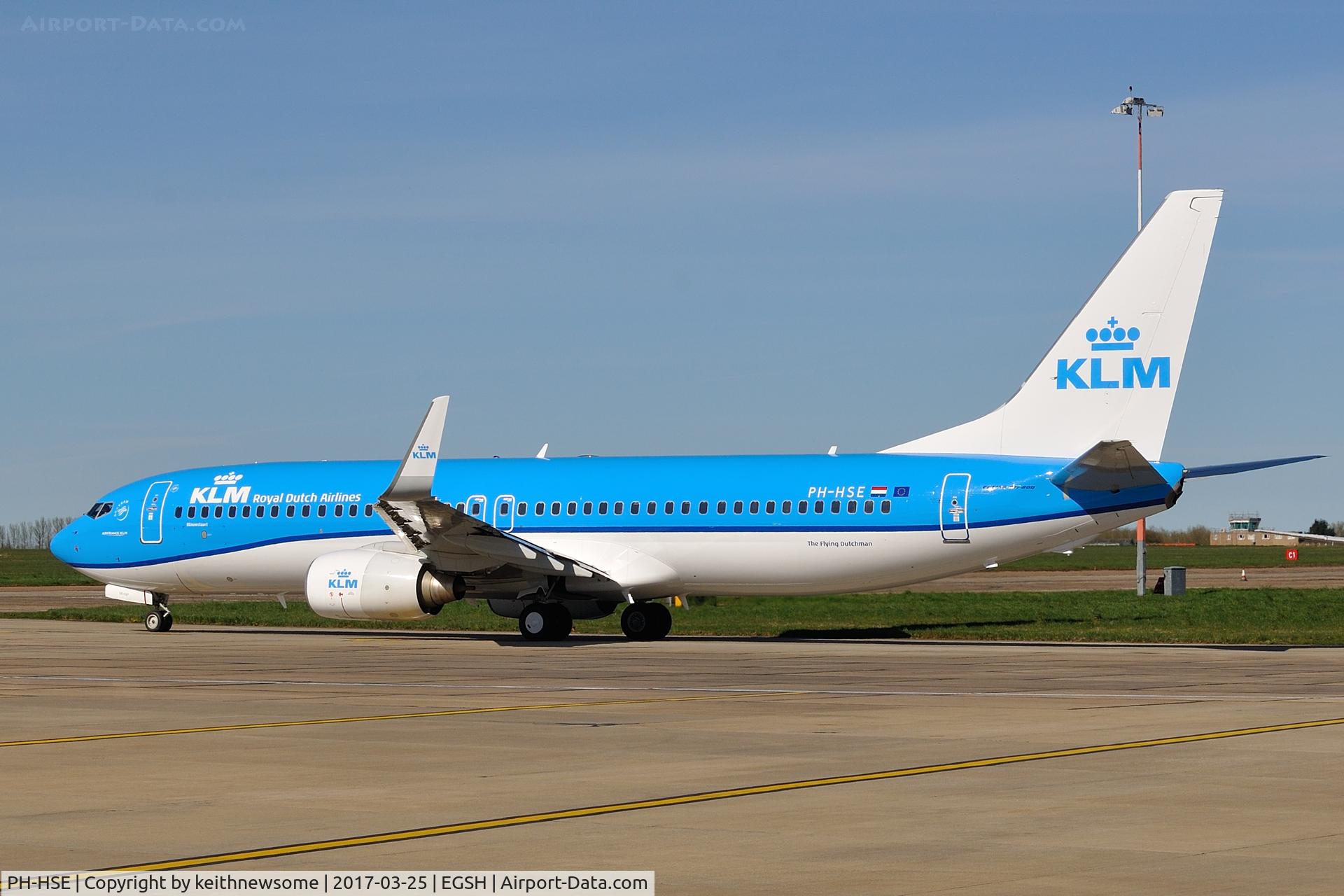 PH-HSE, 2011 Boeing 737-8K2 C/N 39259, Leaving Norwich following re-spray and maintenance.