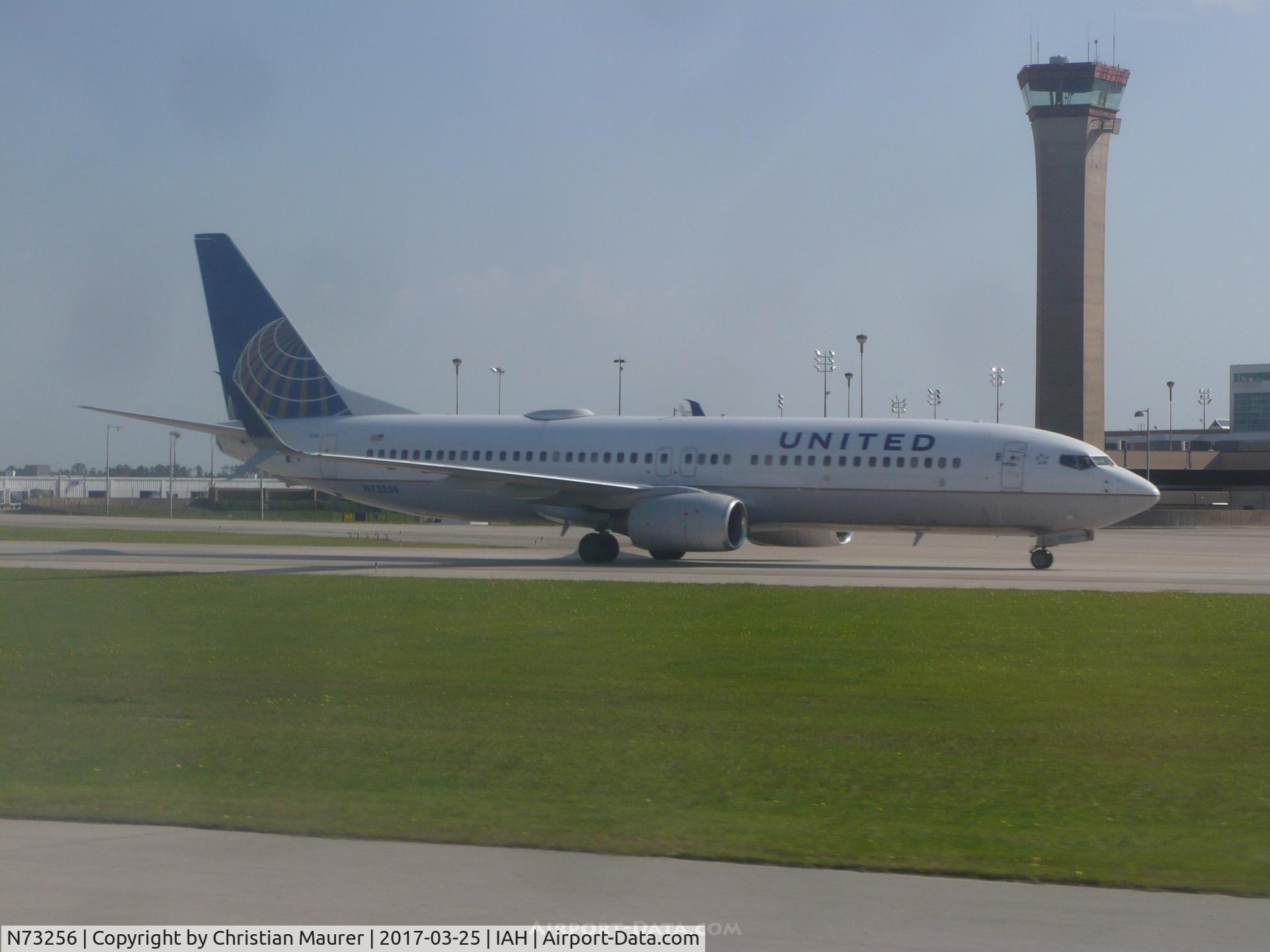 N73256, 2000 Boeing 737-824 C/N 30611, Boeing 737-824