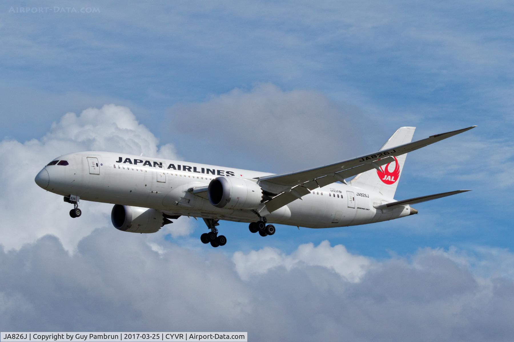 JA826J, 2012 Boeing 787-8 Dreamliner C/N 34836, Landing
