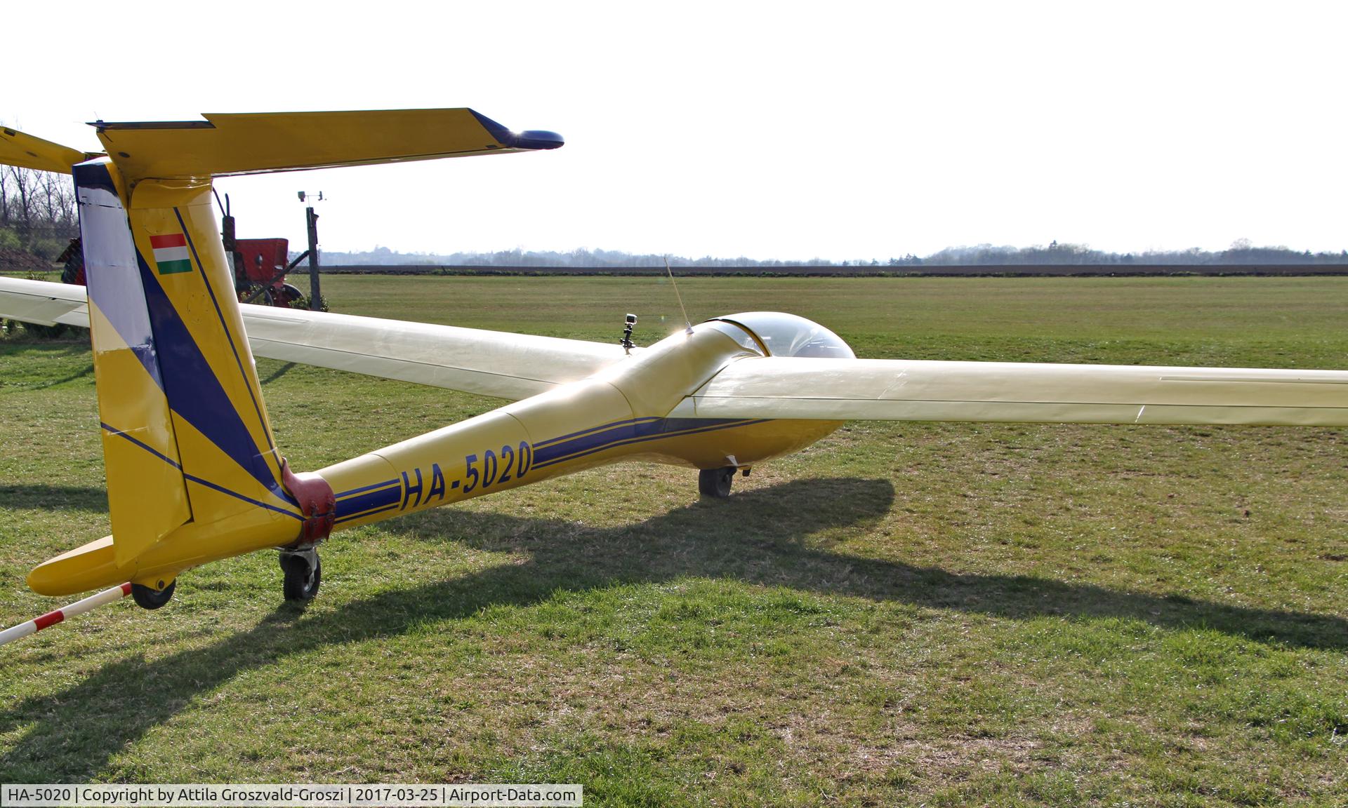 HA-5020, 1981 ICA-Brasov IS-28B2 C/N 334, Siófok-Kiliti/Papkutapuszta Airfield, Hungary