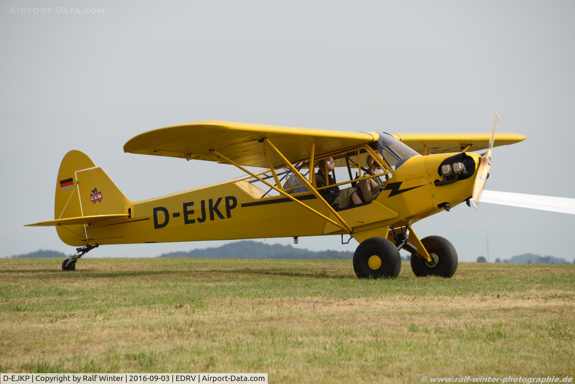 D-EJKP, 1944 Piper L-4J Grasshopper (J3C-65D) C/N 12437, Piper J-3C-65 Club - Private - 12437 - D-EJKP - 03.09.2016 - EDRV