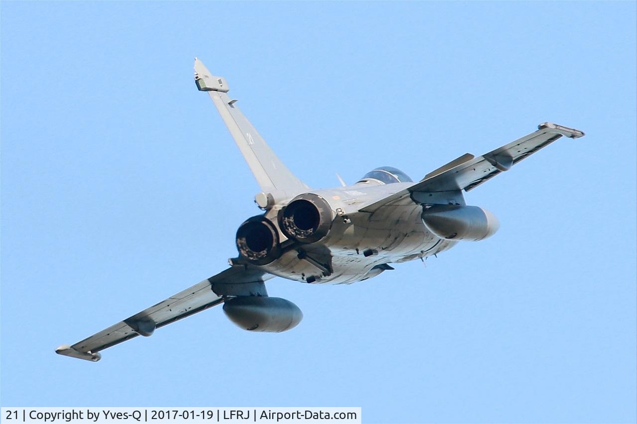 21, Dassault Rafale M C/N 21, Dassault Rafale M, Overshoot final 08, Landivisiau Naval Air Base (LFRJ)