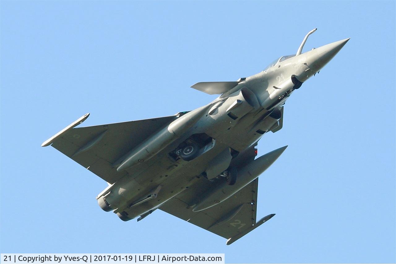 21, Dassault Rafale M C/N 21, Dassault Rafale M, Overshoot final rwy 08, Landivisiau Naval Air Base (LFRJ)