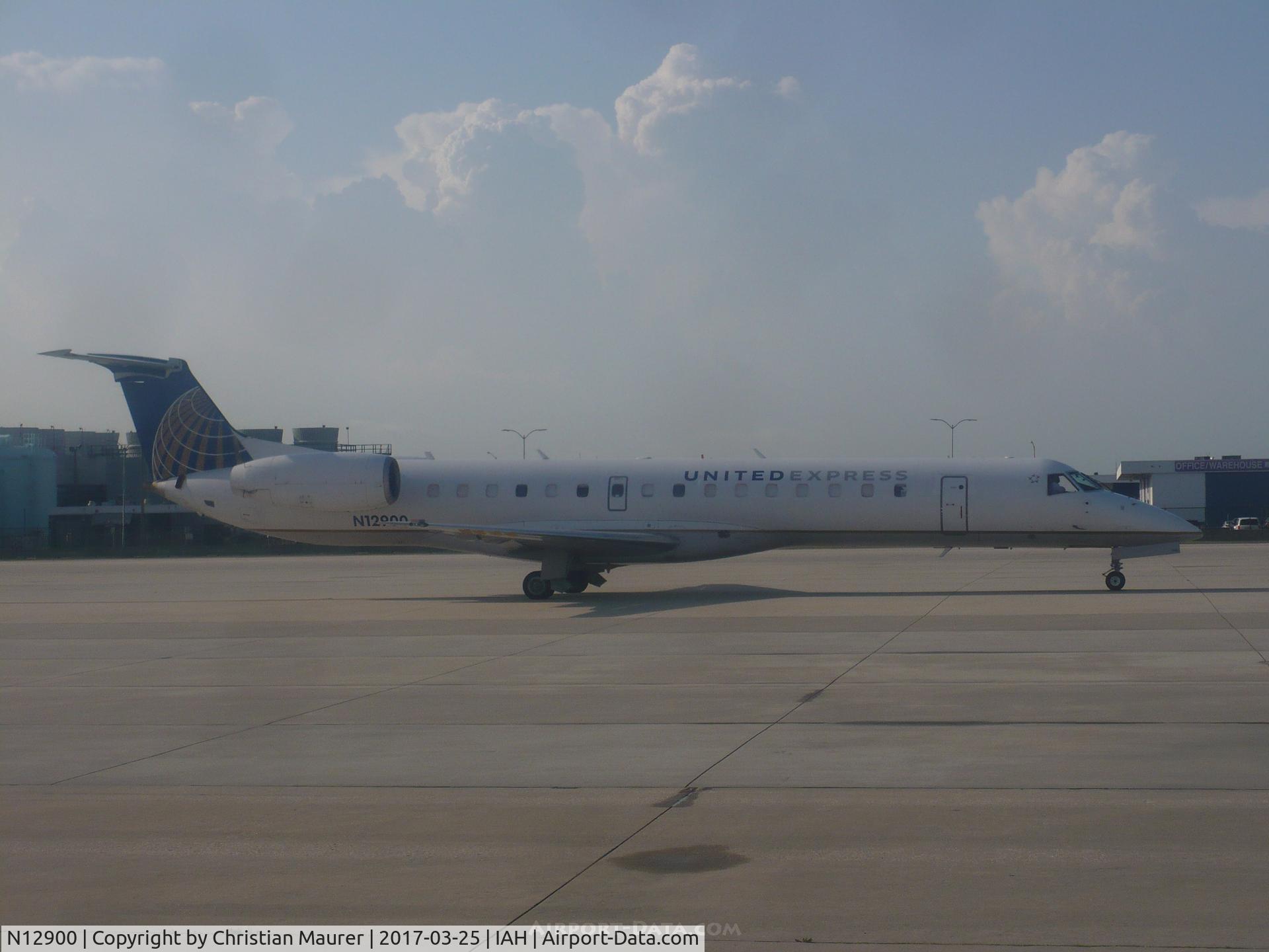 N12900, 2001 Embraer ERJ-145LR (EMB-145LR) C/N 145511, ERJ-145LR