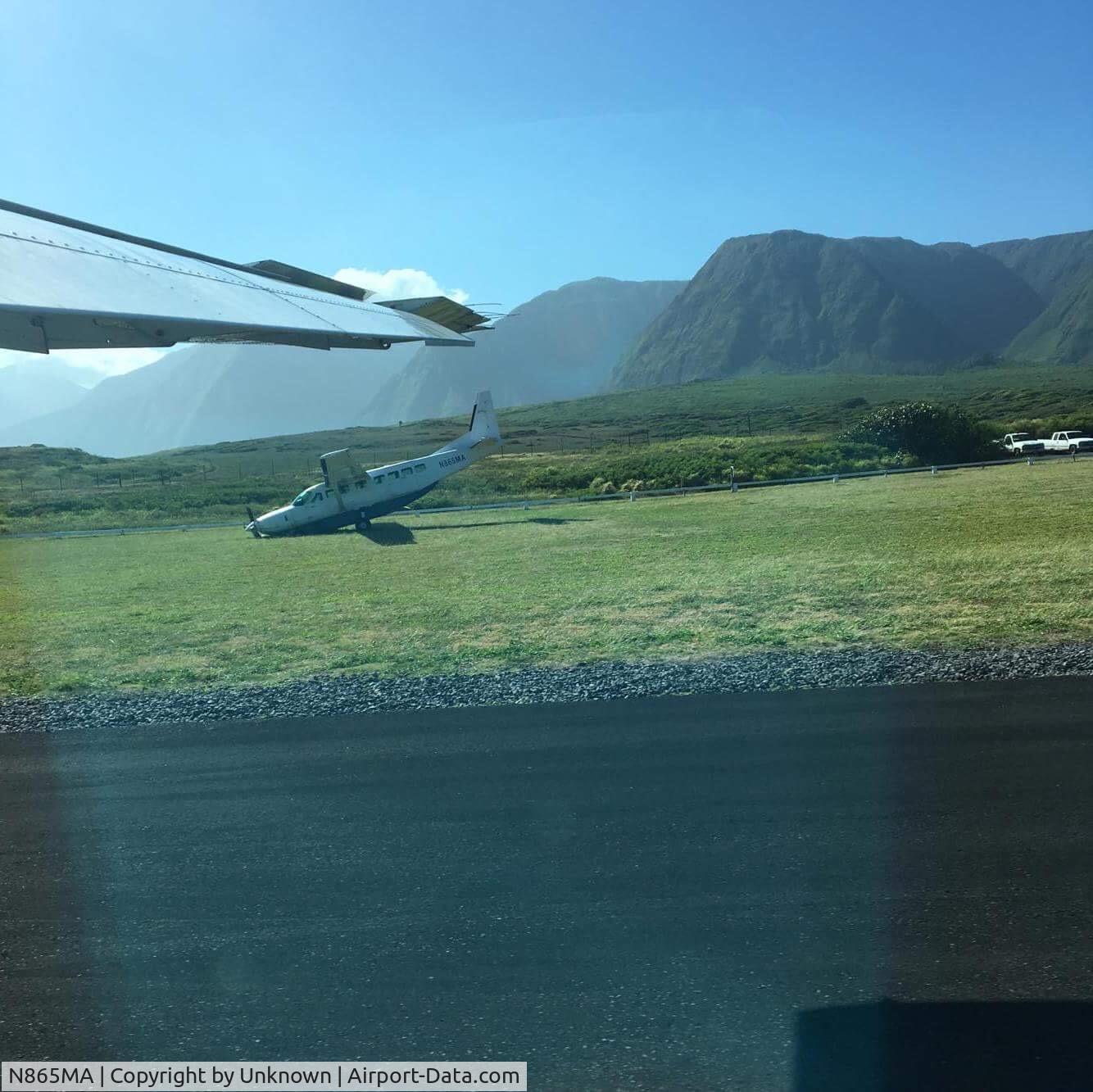 N865MA, 2002 Cessna 208B C/N 208B-0996, Sent by friend