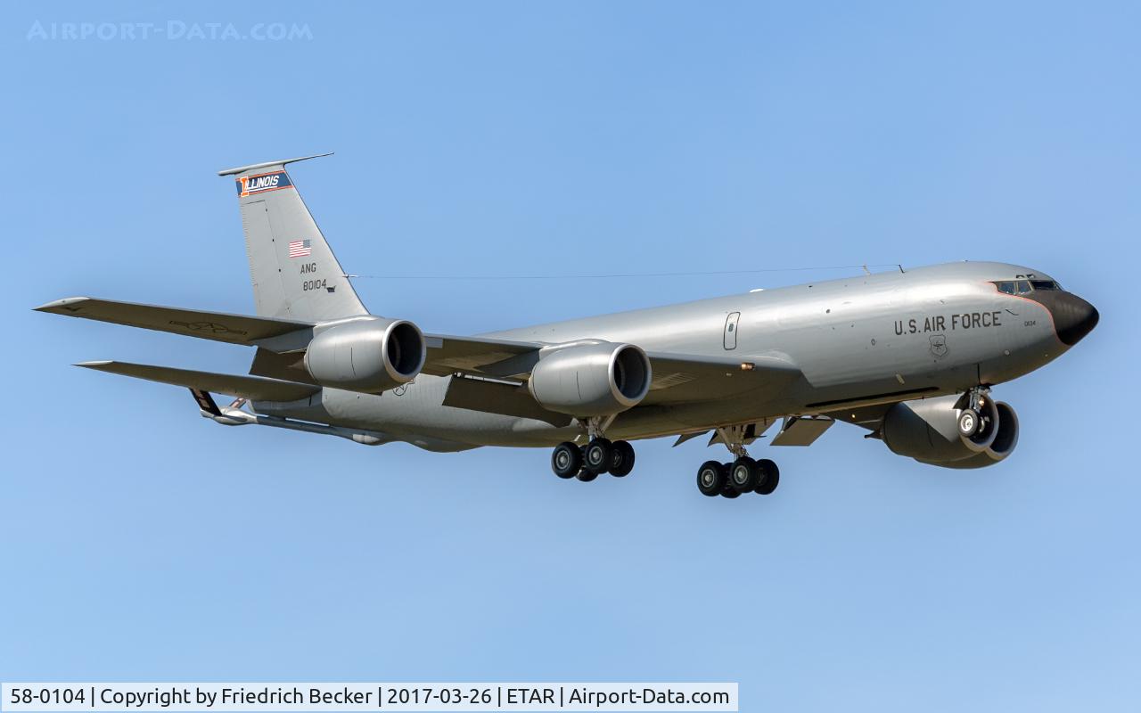 58-0104, 1958 Boeing KC-135R Stratotanker C/N 17849, on final RW08