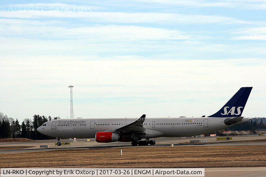 LN-RKO, 2003 Airbus A330-343X C/N 515, LN-RKO in OSL