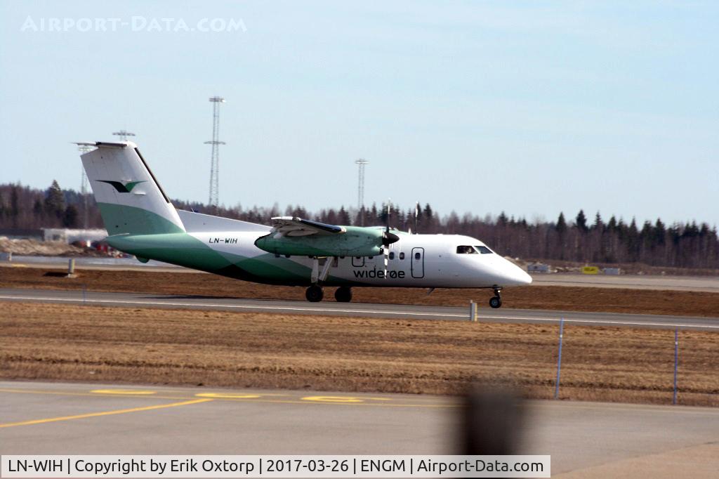 LN-WIH, 1994 De Havilland Canada DHC-8-103 Dash 8 C/N 383, LN-WIH in OSL
