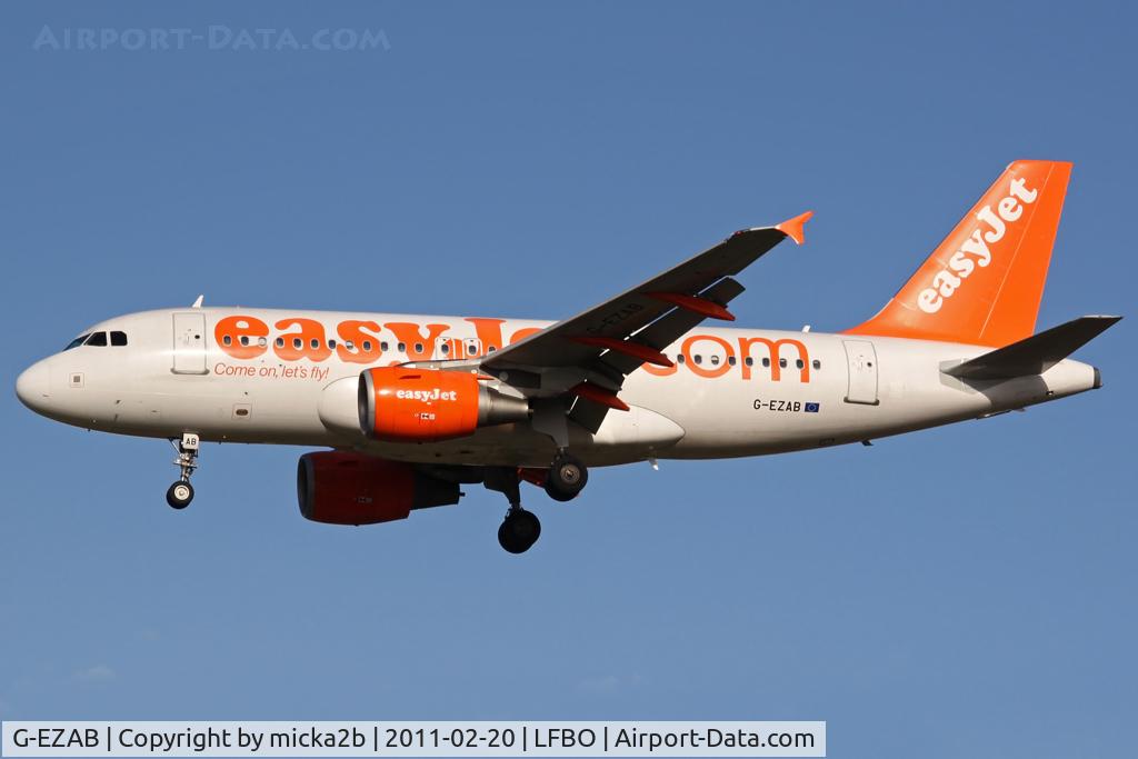 G-EZAB, 2006 Airbus A319-111 C/N 2681, Landing