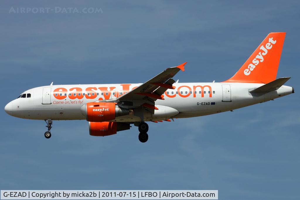 G-EZAD, 2006 Airbus A319-111 C/N 2702, Landing