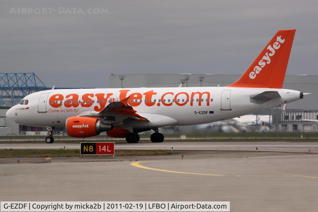 G-EZDF, 2008 Airbus A319-111 C/N 3432, Taxiing