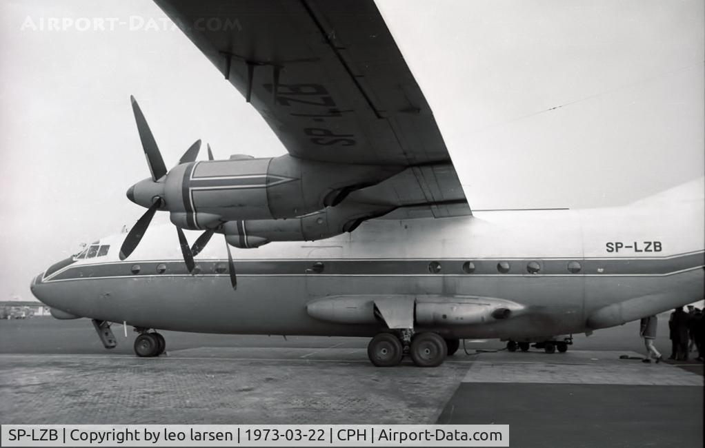 SP-LZB, 1966 Antonov An-12BP C/N 6344308, Copenhagen 22.3.1976
