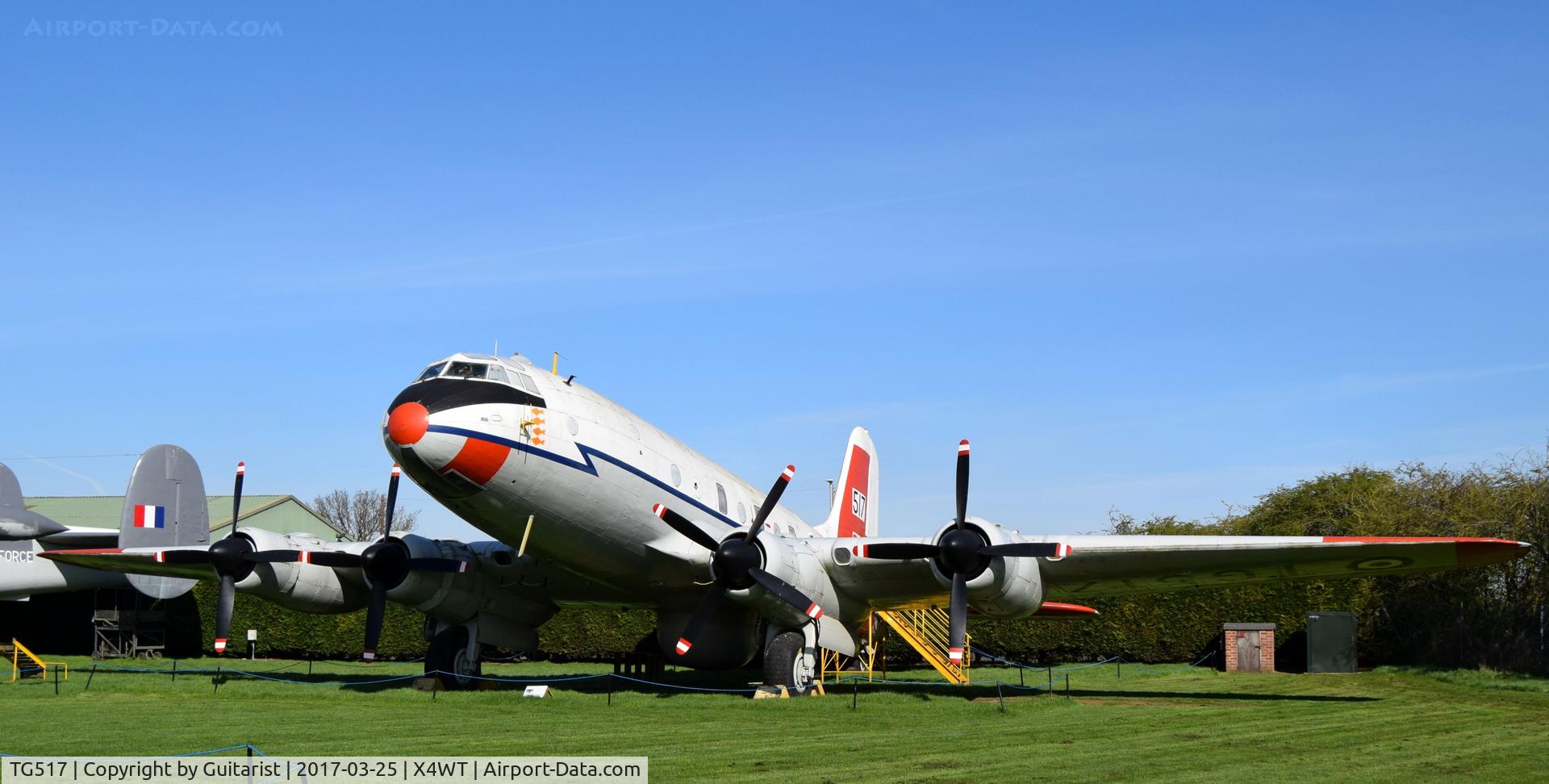 TG517, 1948 Handley Page Hastings T.5 C/N HP67/21, At the Newark Air Museum
