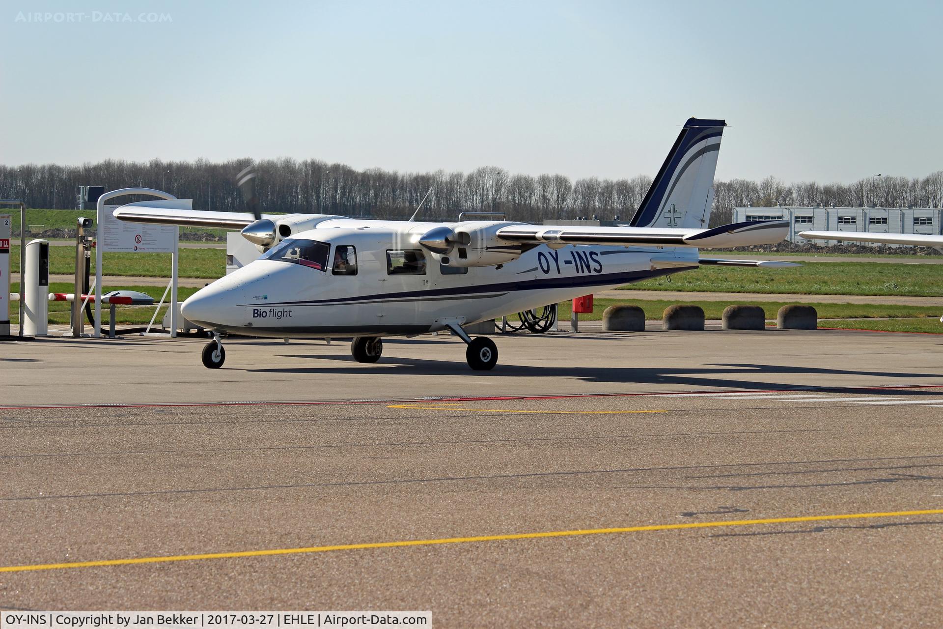 OY-INS, 2015 Vulcanair P-68 C/N 486C, Lelystad Airport