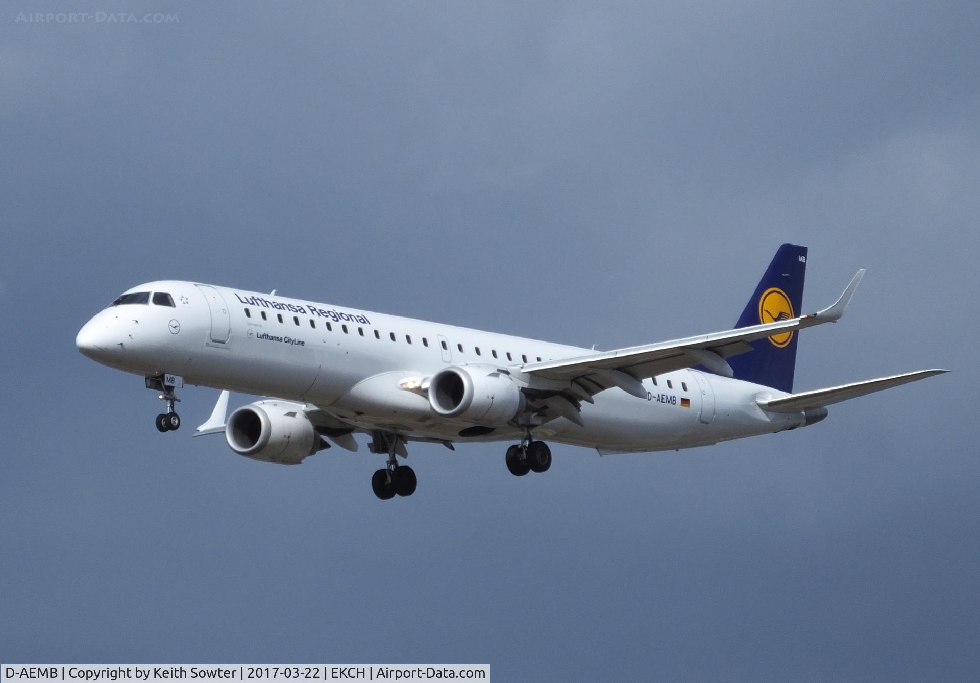 D-AEMB, 2009 Embraer 195LR (ERJ-190-200LR) C/N 19000297, Short finals to land at Copenhagen