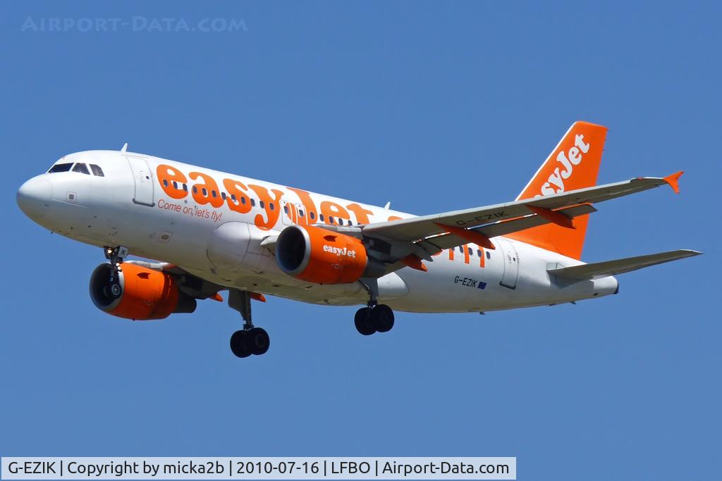 G-EZIK, 2005 Airbus A319-111 C/N 2481, Landing