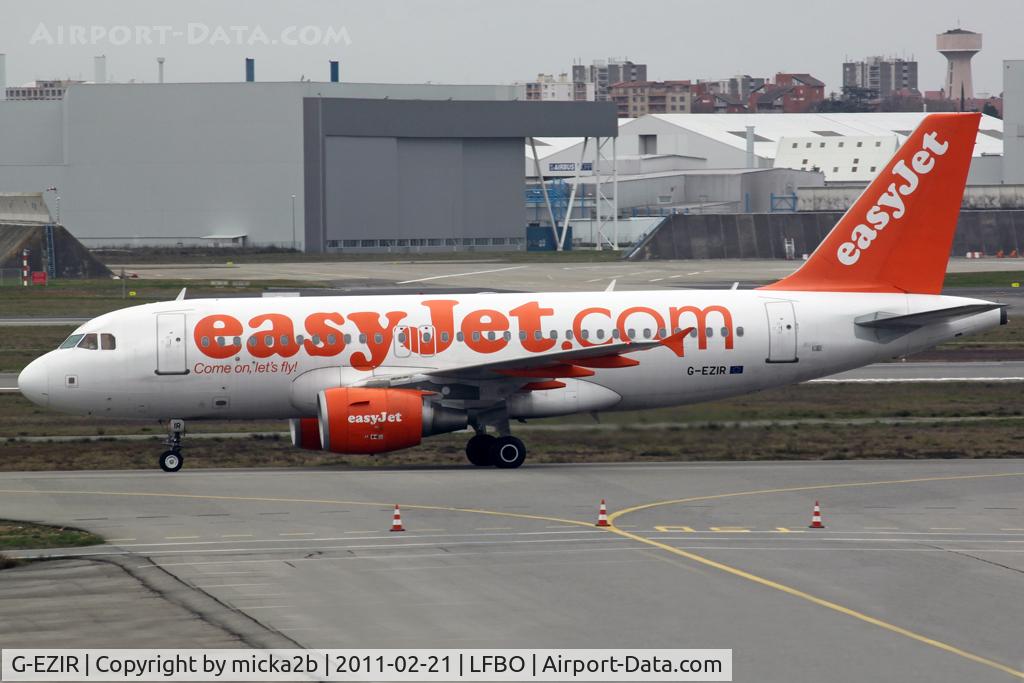 G-EZIR, 2005 Airbus A319-111 C/N 2527, Taxiing
