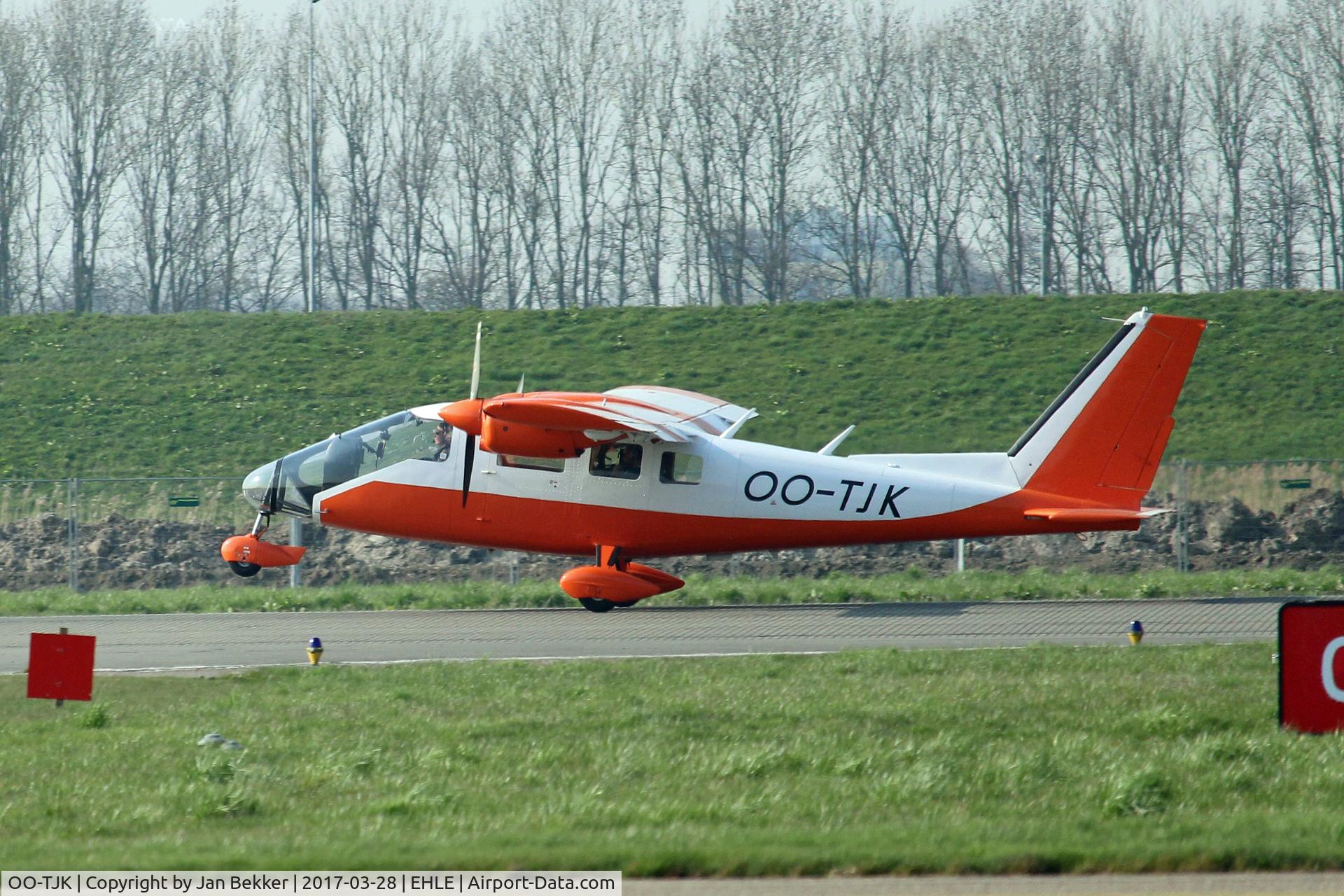 OO-TJK, 1986 Partenavia P-68B Observer C/N 372-28-OB, Lelystad Airport Departing