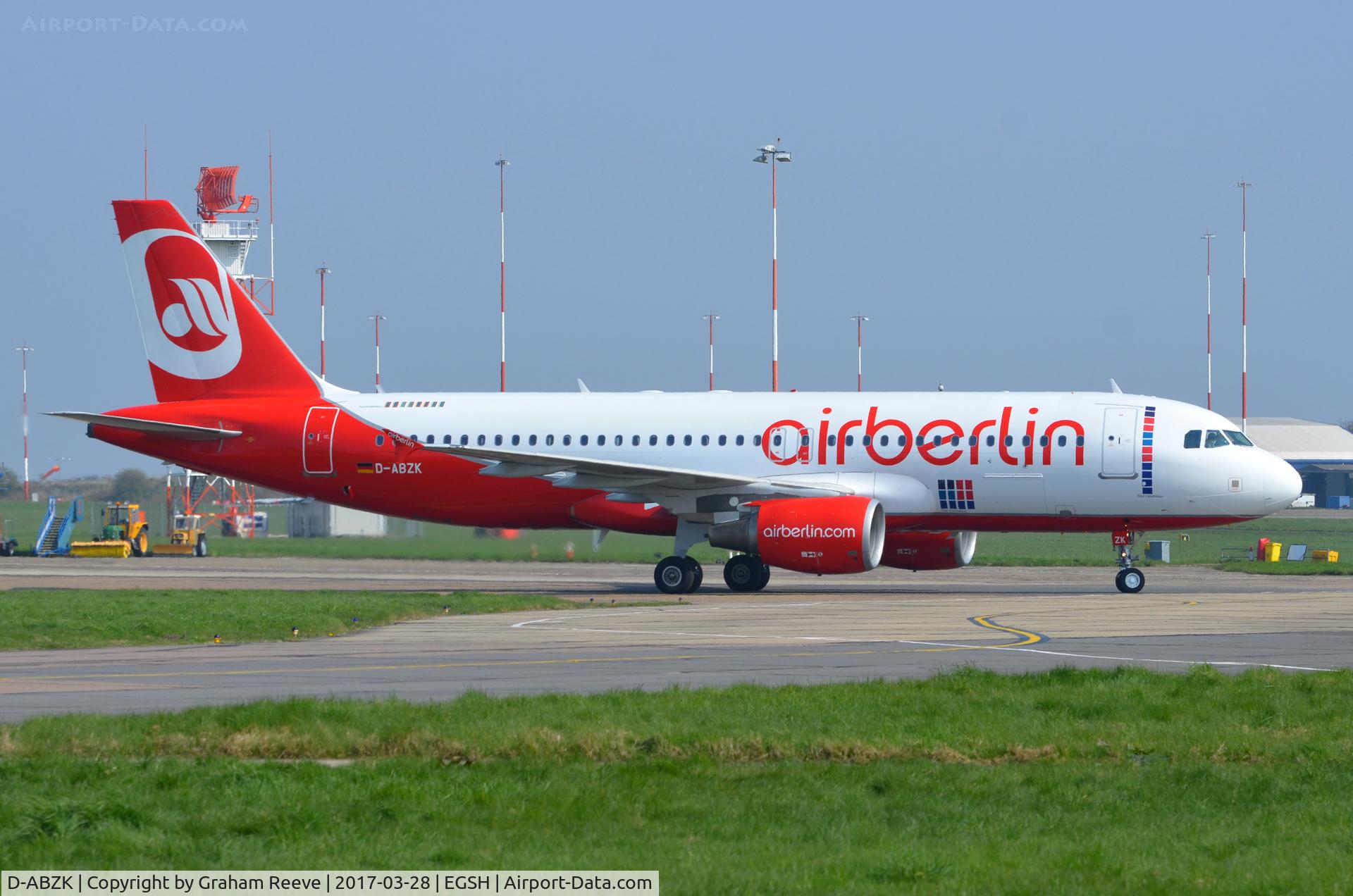 D-ABZK, 2007 Airbus A320-216 C/N 3213, Just landed at Norwich.