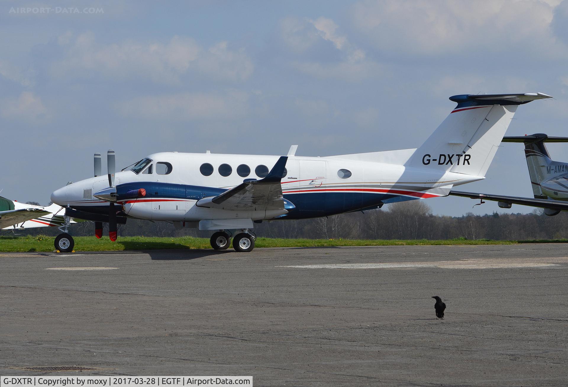 G-DXTR, 1986 Beech B200 Super King Air King Air C/N BB-1244, Beech B200 Super King Air at Fairoaks. Ex ZS-DEX